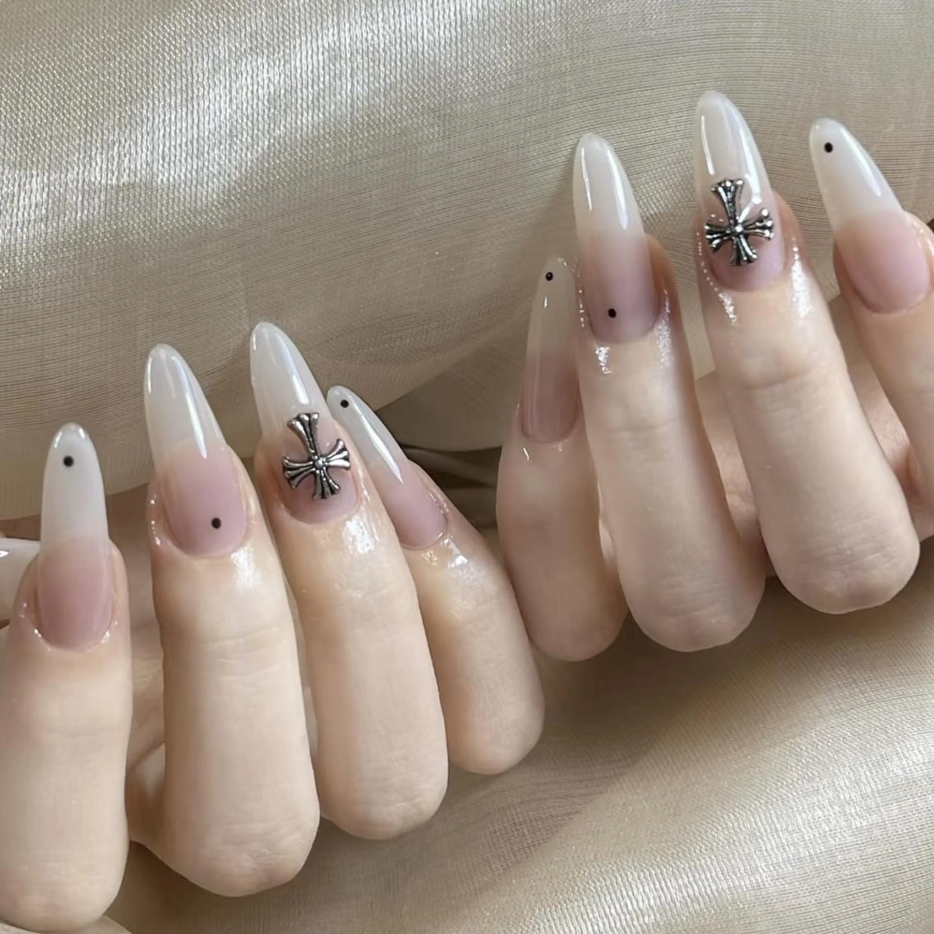 ネイル ハンドネイル DEMAIN- 🕊️のネイルデザイン