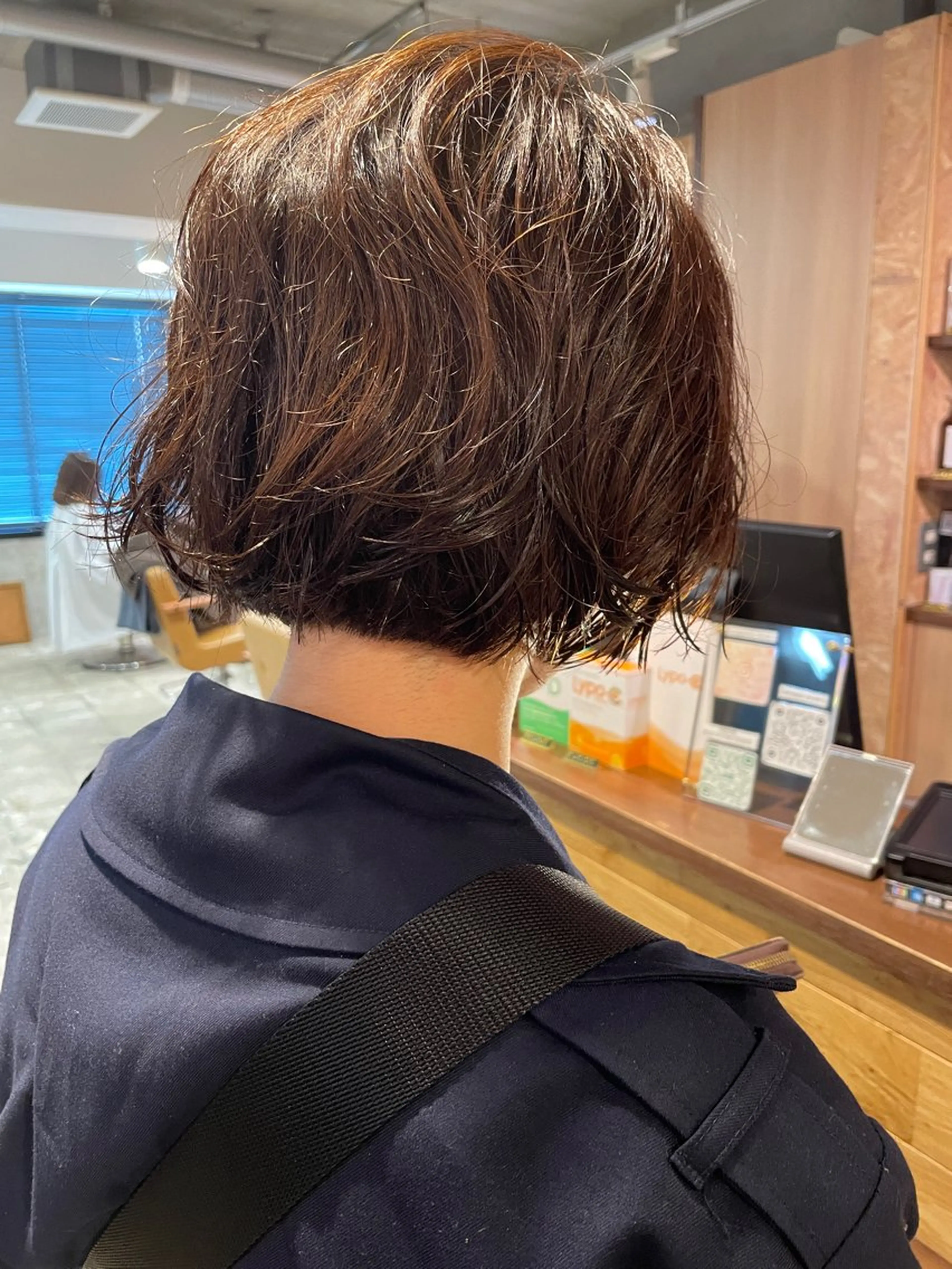 ショート くせ毛 カット ヘッドスパ さの あやねのヘアスタイル