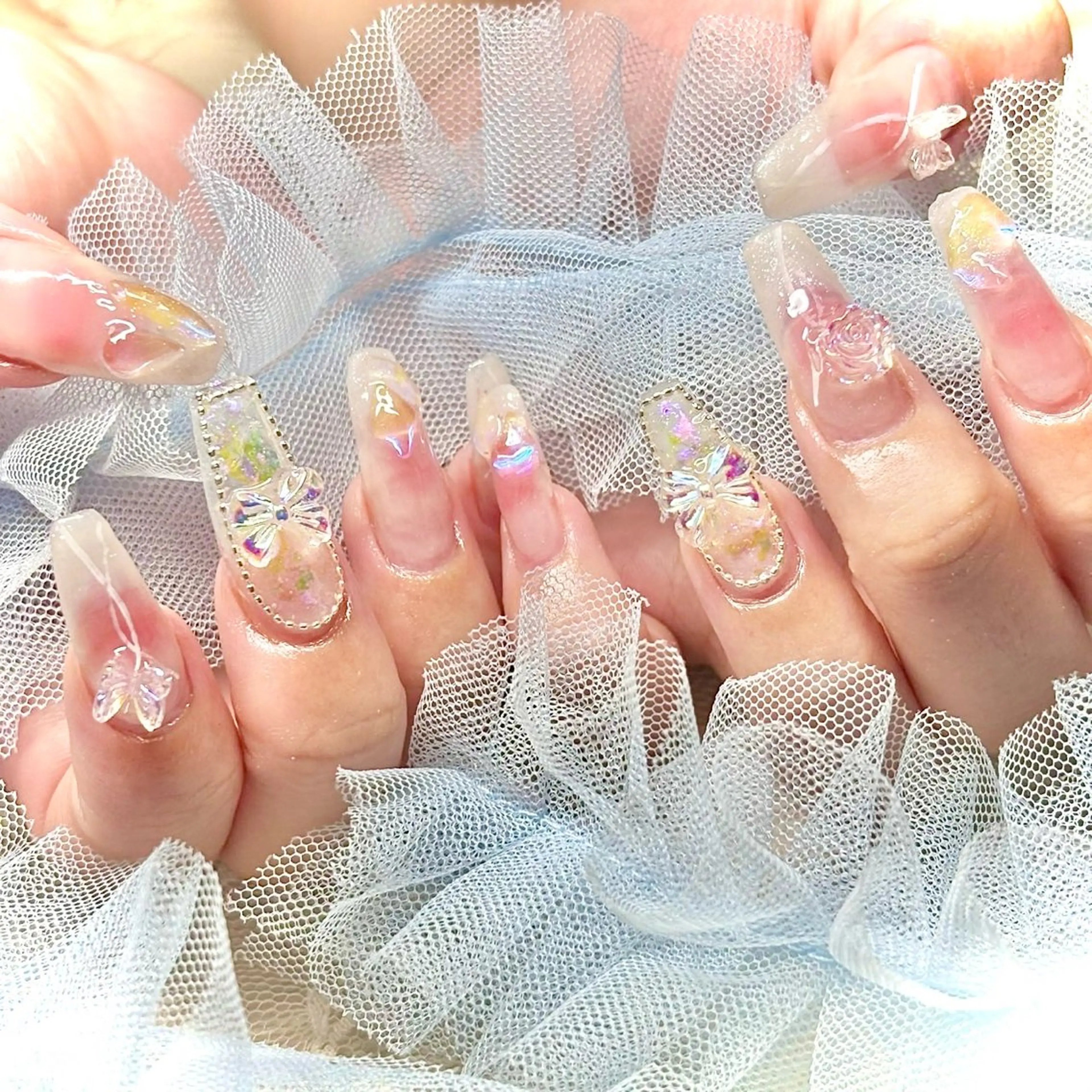 ネイル 氷ネイル・うるうるネイル キラキラネイル 韓国ネイル スカルプネイル ワンホンネイル miminon 自宅ネイルサロンのネイルデザイン