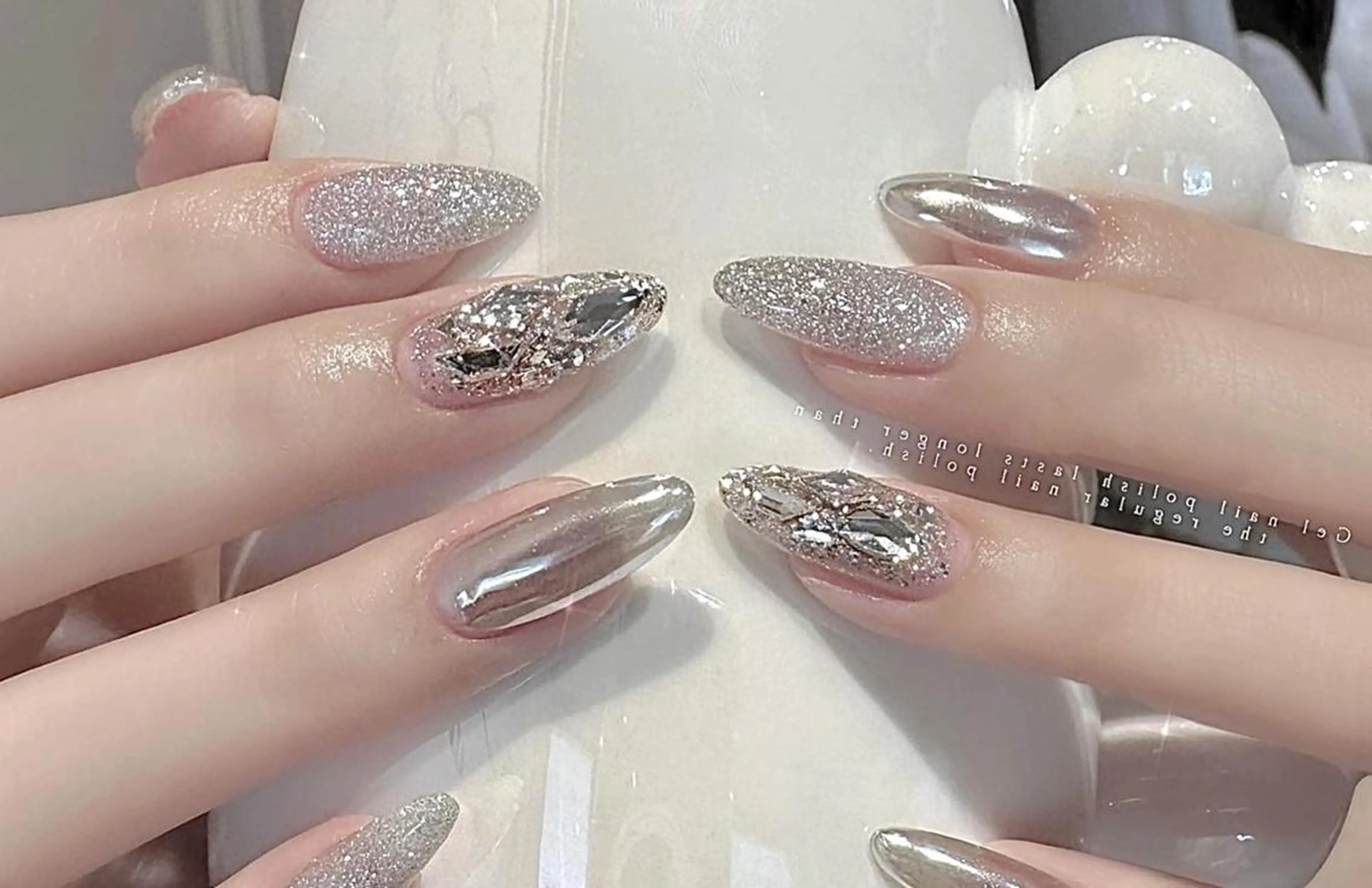 ネイル ロングネイル長さ出し 専門Spade Qのネイルデザイン