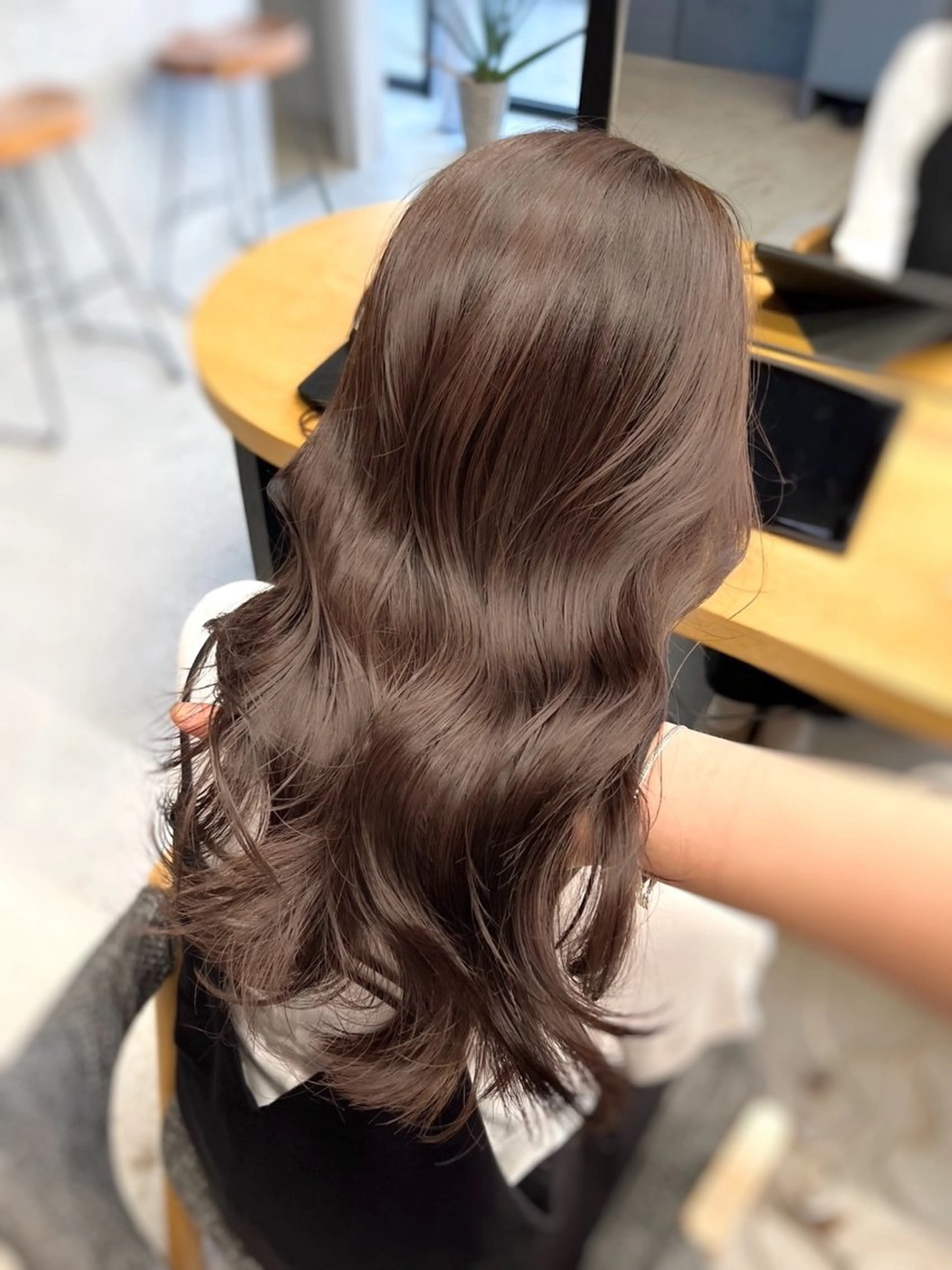 ロング カラー ベージュカラー レイヤーカット カット ヘアカラー トリートメント レイヤー/ハッシュ 渋谷/サッタのヘアスタイル