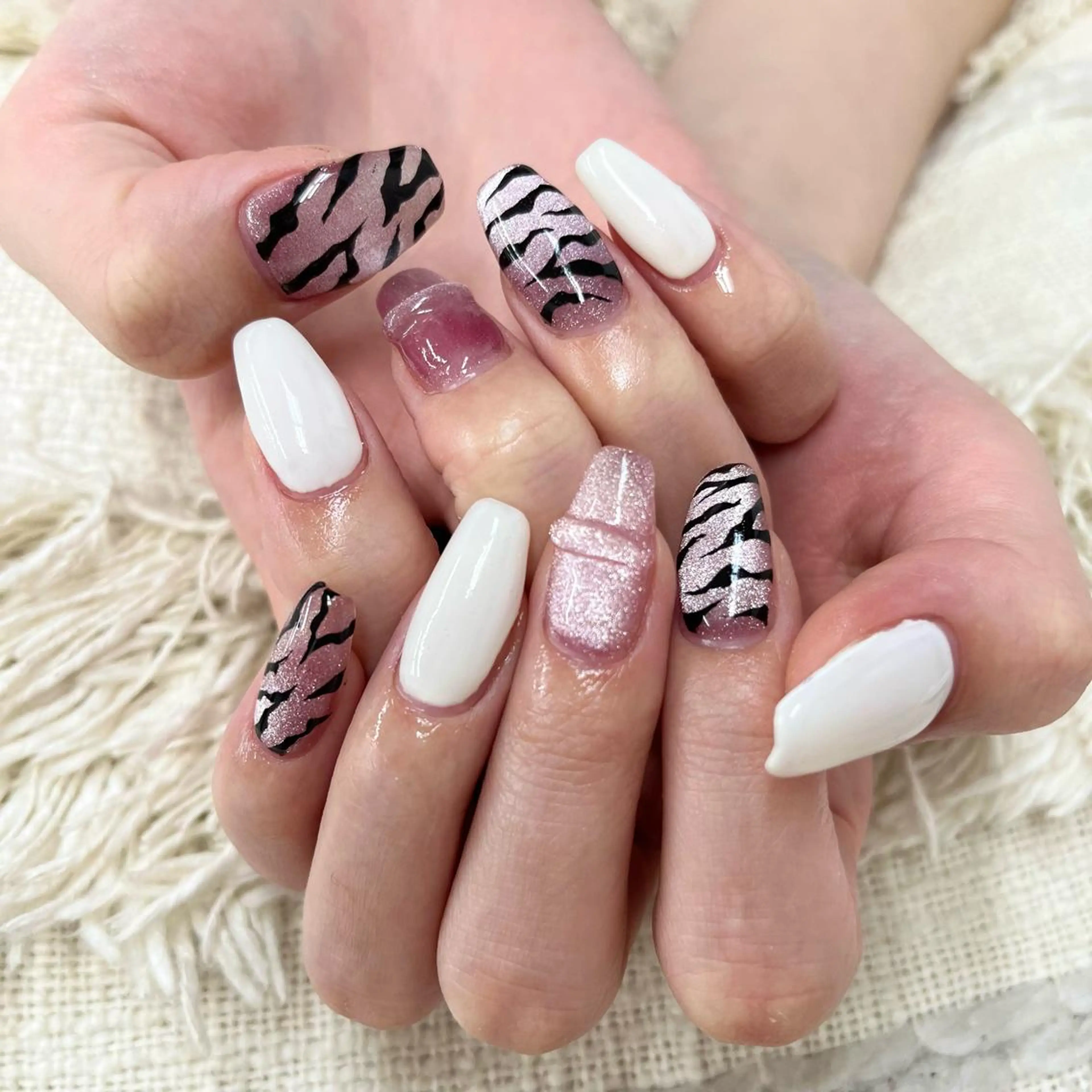 ネイル Basic町田本店 Suzunaのネイルデザイン