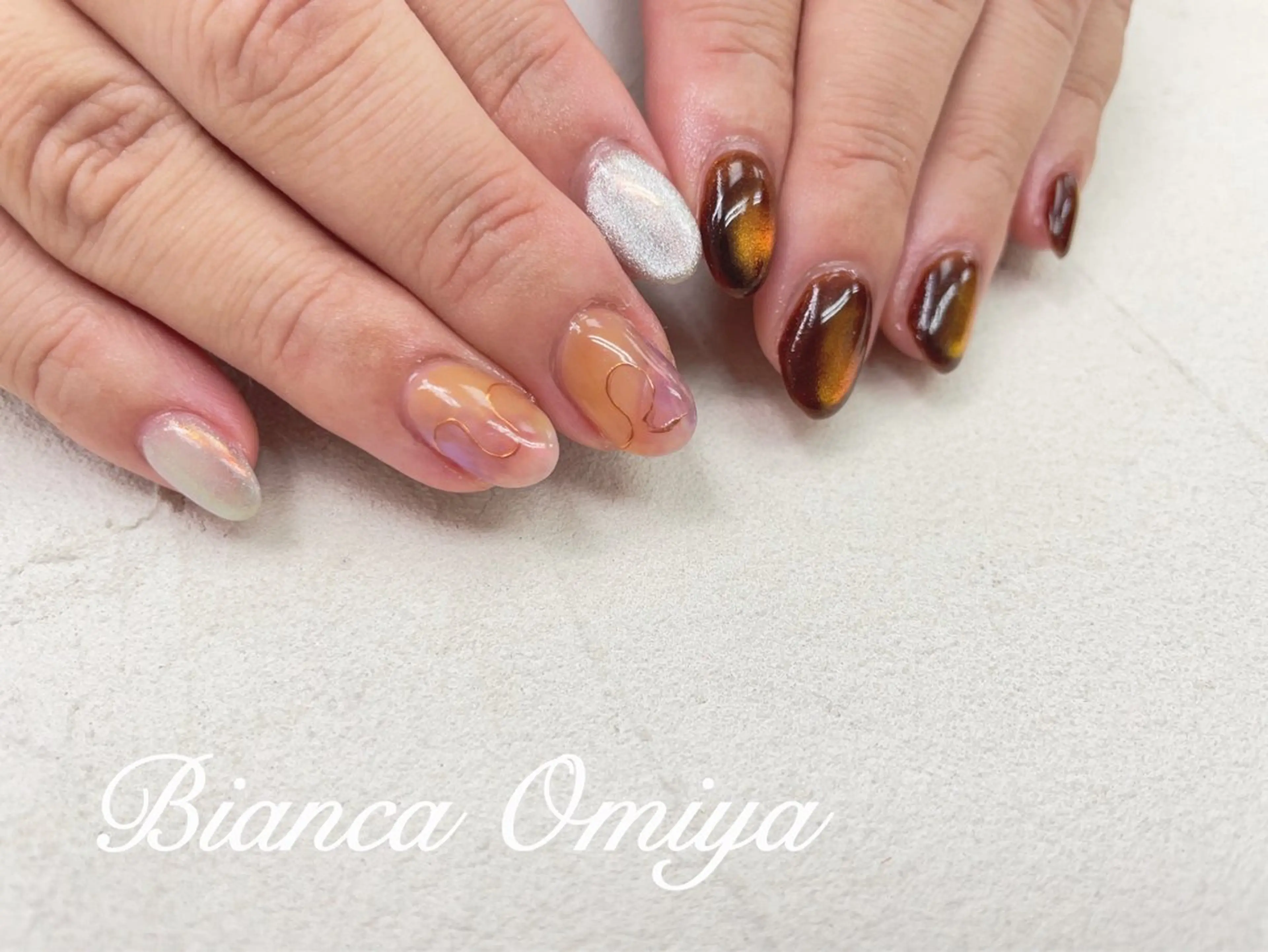 ネイル 岩松 沙耶のネイルデザイン