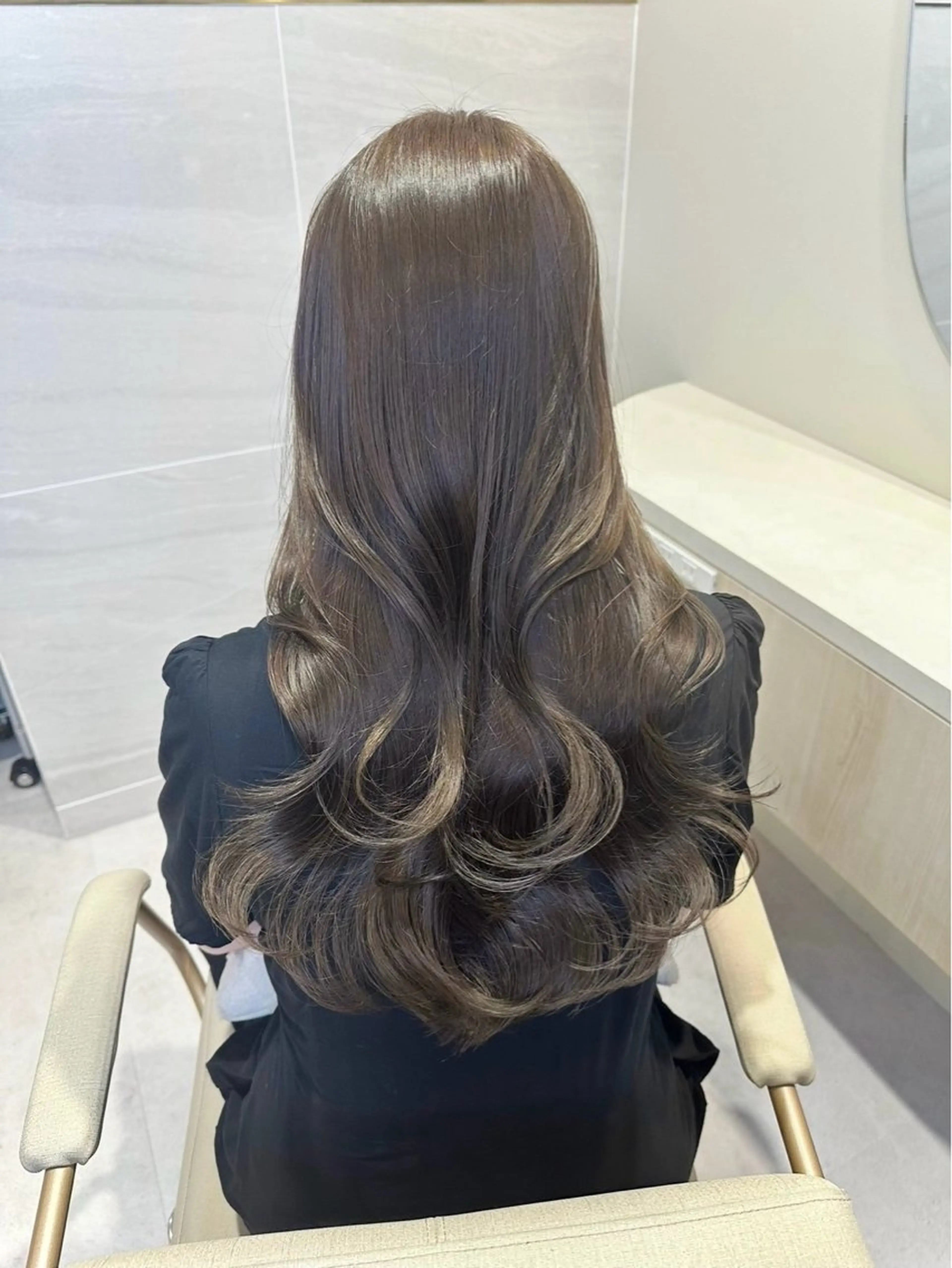 ロング カラー グレージュ イルミナカラー カーキグレージュ カット ヘアカラー トリートメント Ms.CHARM所属・透明感カラー🌿 グレージュ🐺陽介のヘアスタイル