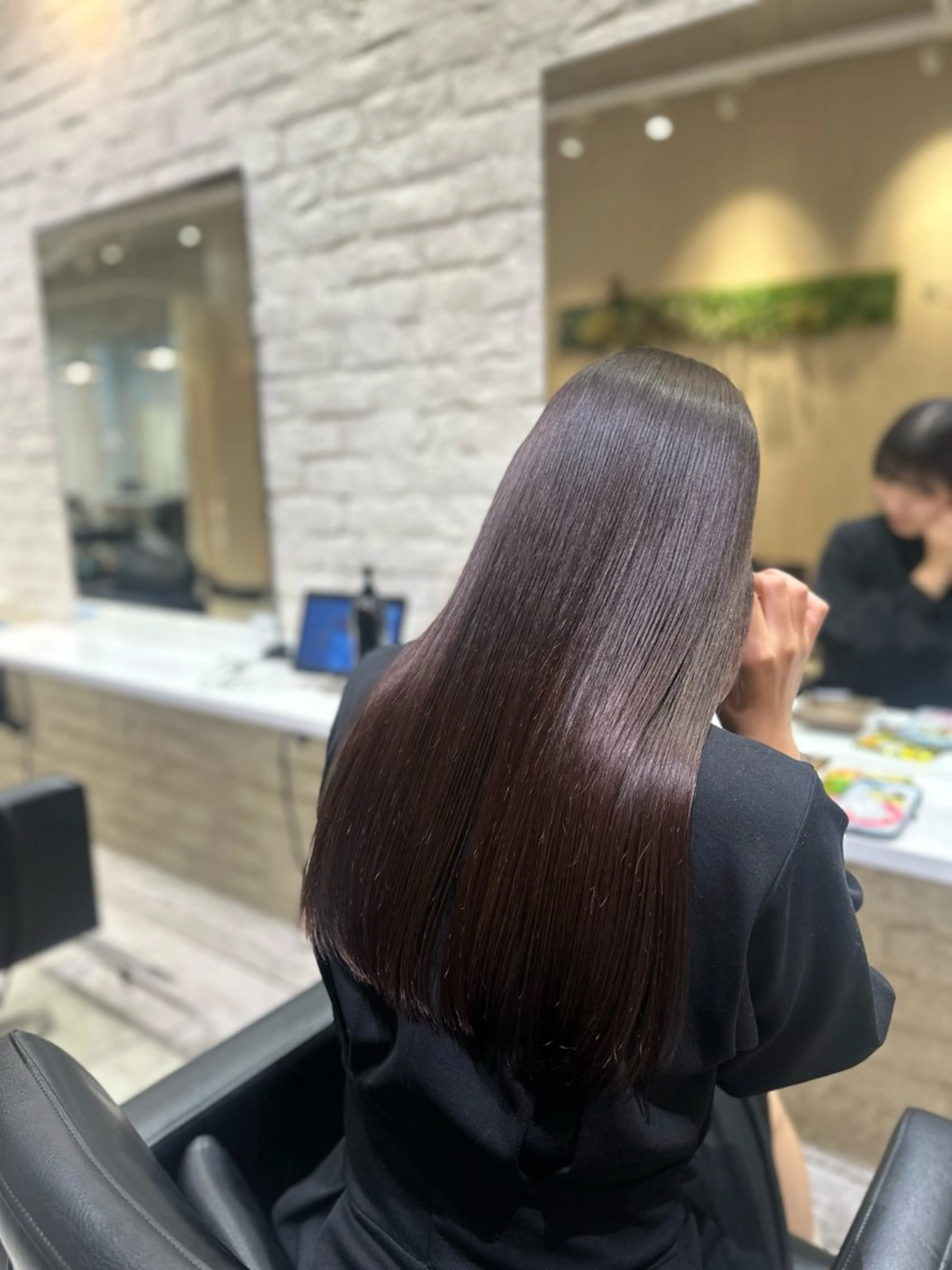 ロング 🖤KURUMI🖤 潤艶・髪質改善のヘアスタイル