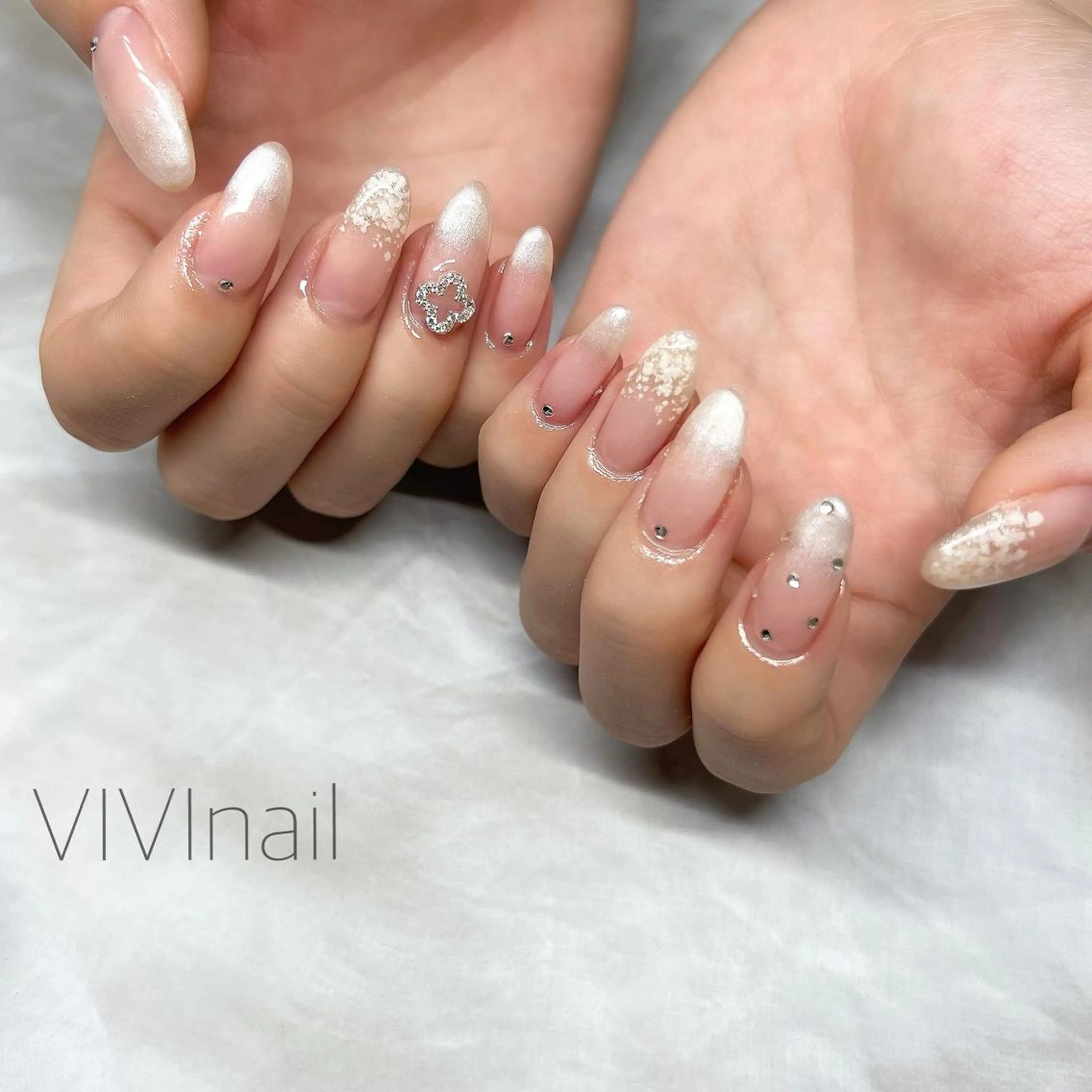 ネイル ハンドネイル vivi nailのネイルデザイン