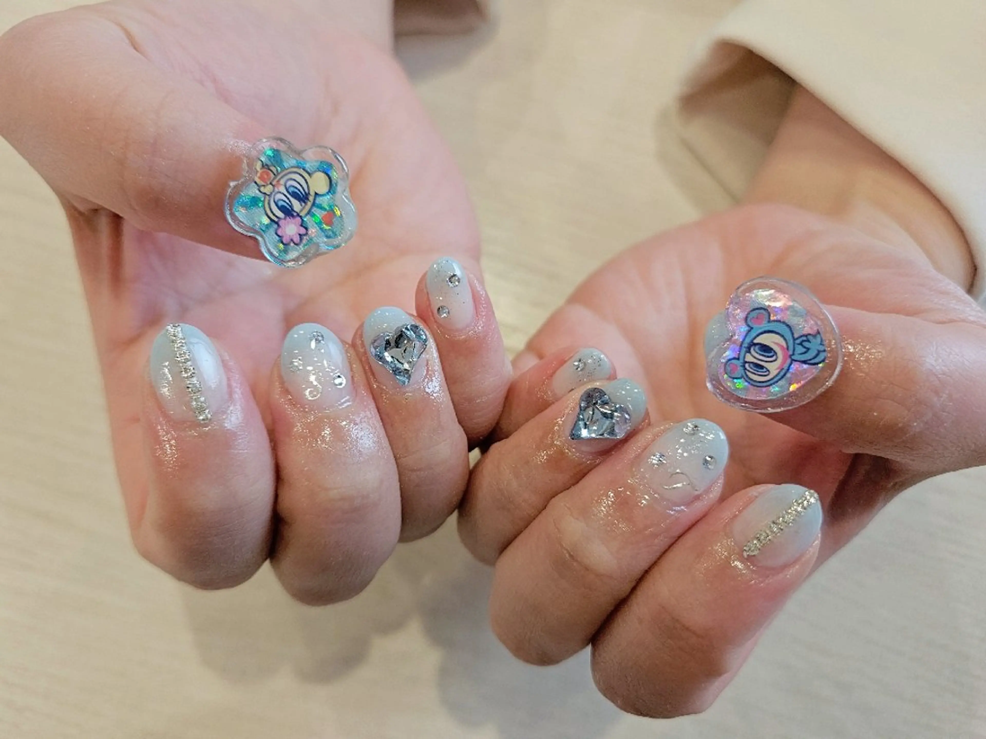 ネイル ハンドネイル 関口 友菜のヘアスタイル