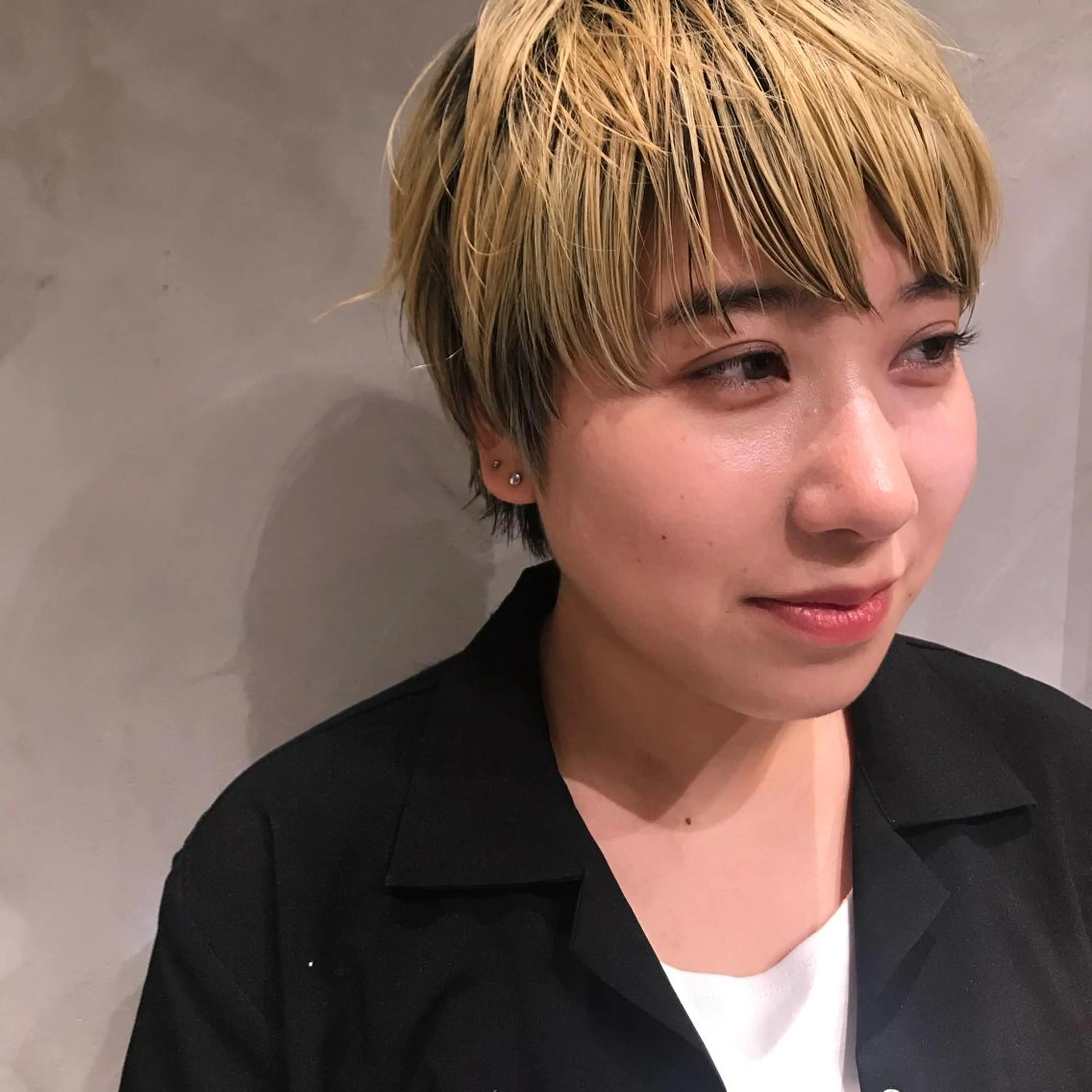 ショート ハンサムショート ショートヘア 柔らかブラウン/顔周 りレイヤー♡ユウシのヘアスタイル