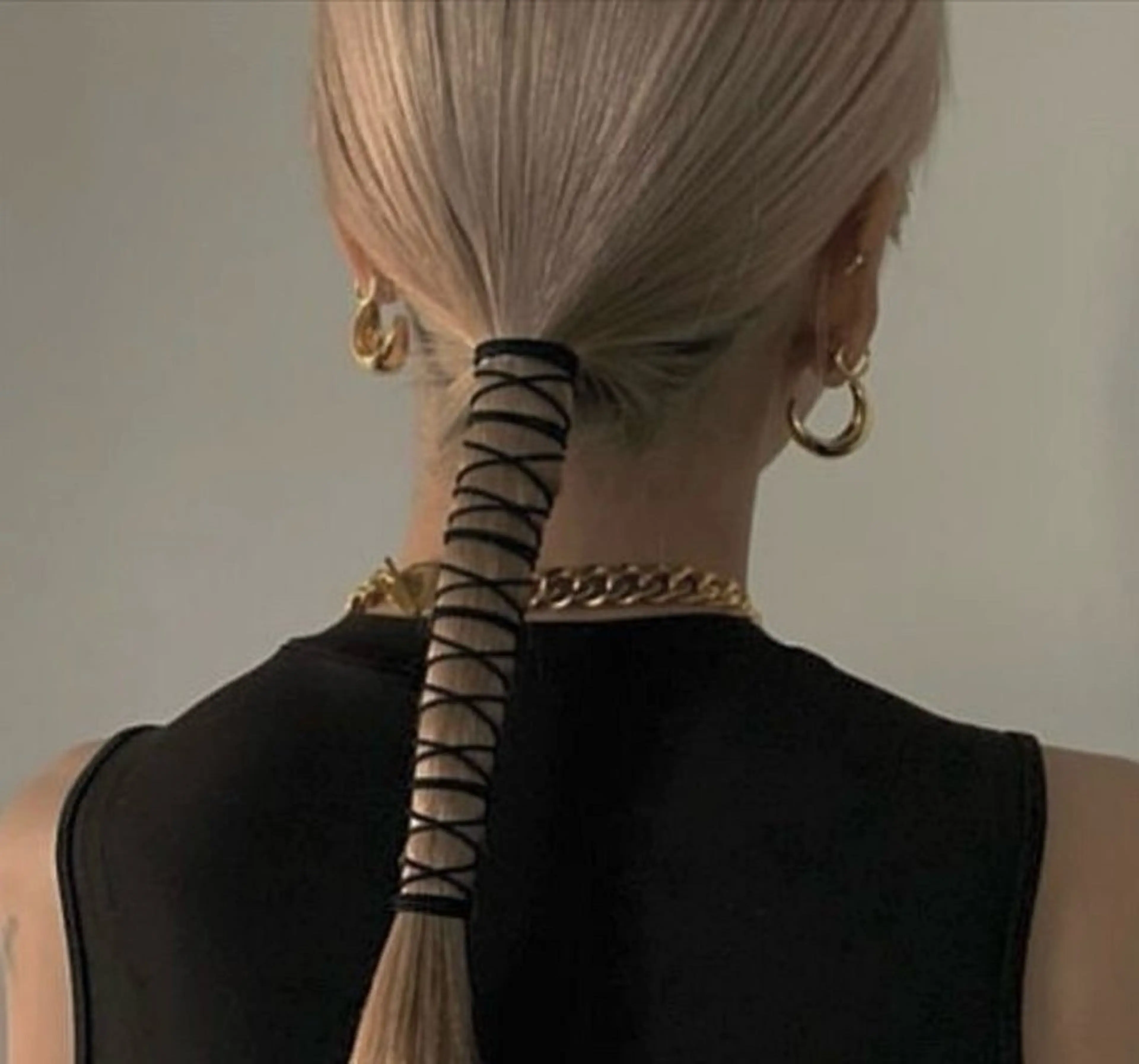 [ヘアセット]流行りのタイトヘアアレンジはお任せください☑️🩶の写真