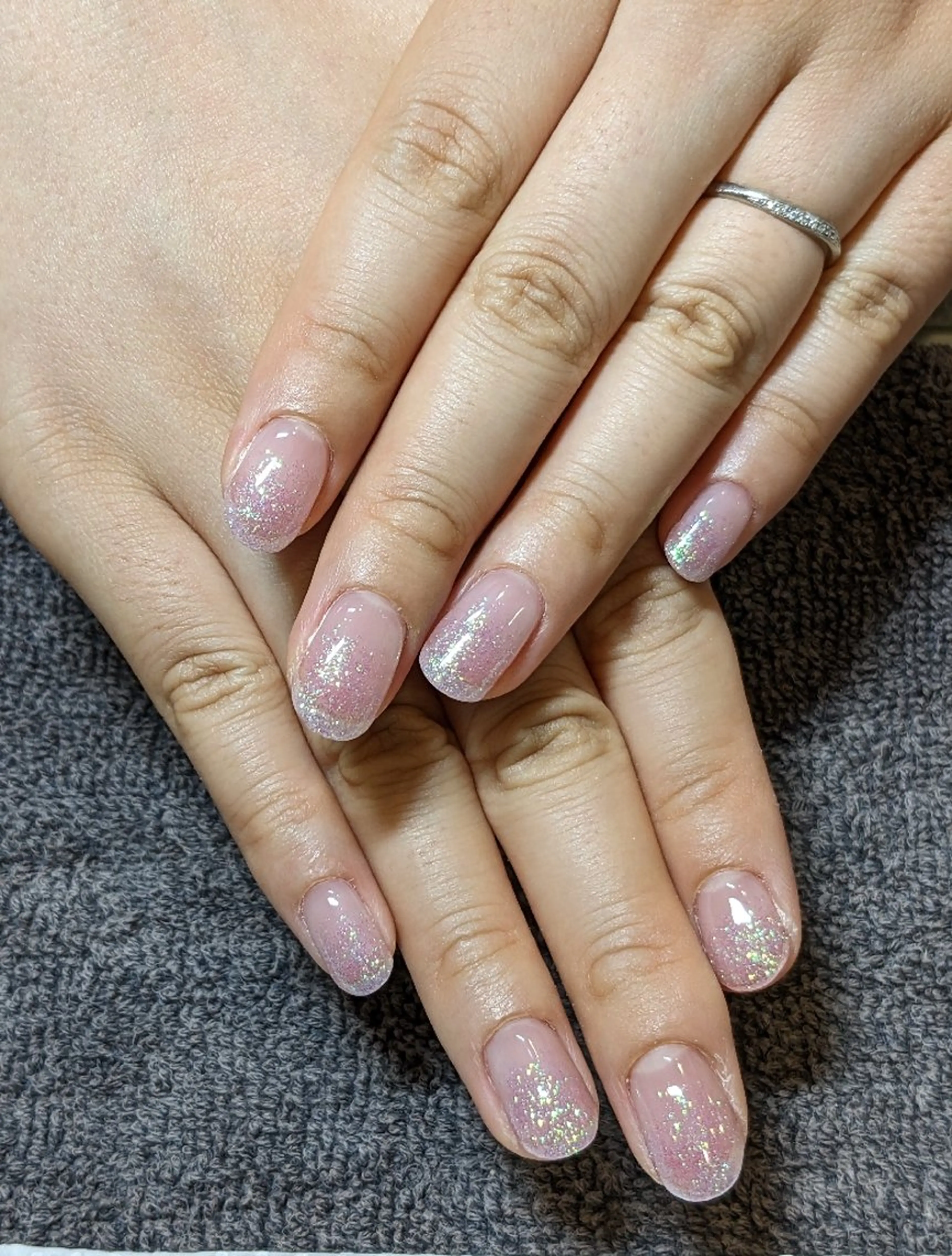 ネイル グラデーション ラメ(グリッター) ラメグラデーション ゆりかご所属・ネイルサロン ゆりかごのネイルデザイン