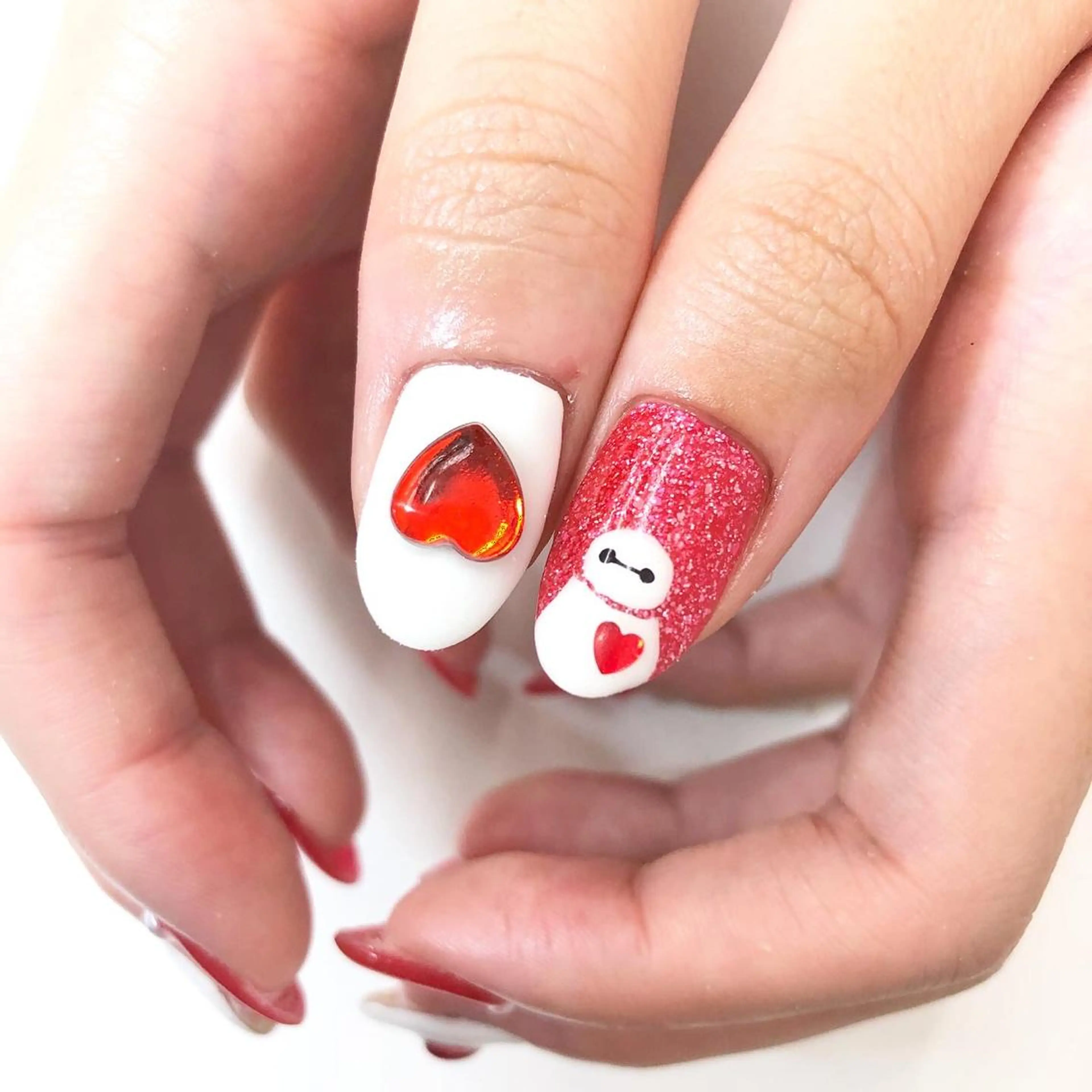 ネイル ハンドネイル フットネイル Minami 🍓のネイルデザイン