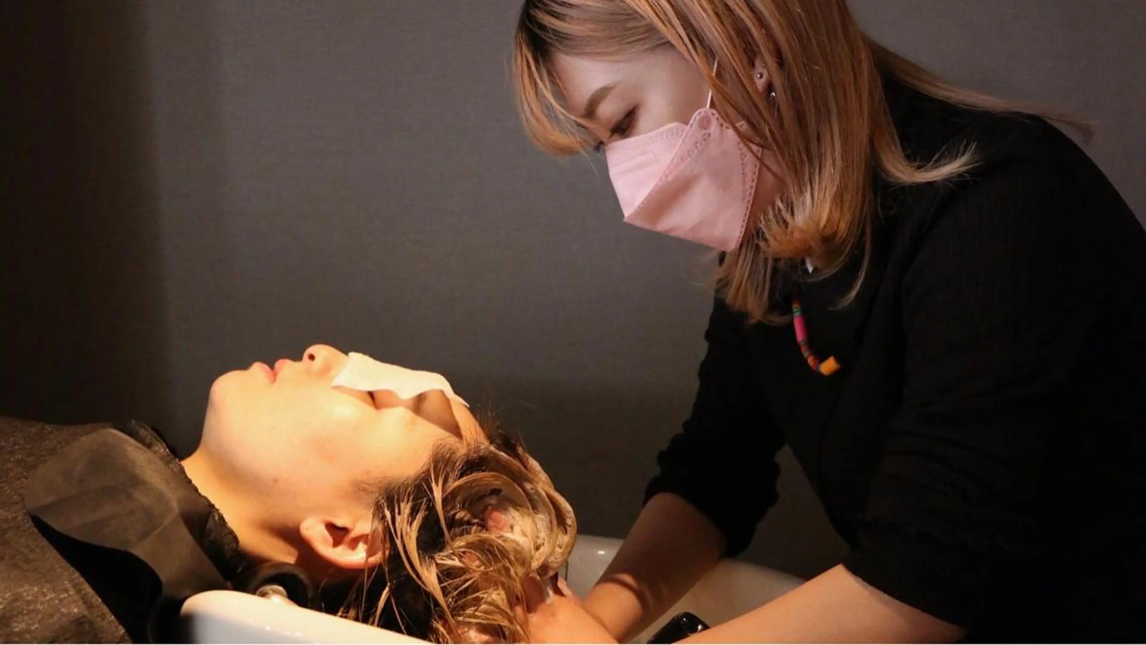 セミロング グレージュ/透明感/ 韓国ヘア/RISAのヘアスタイル