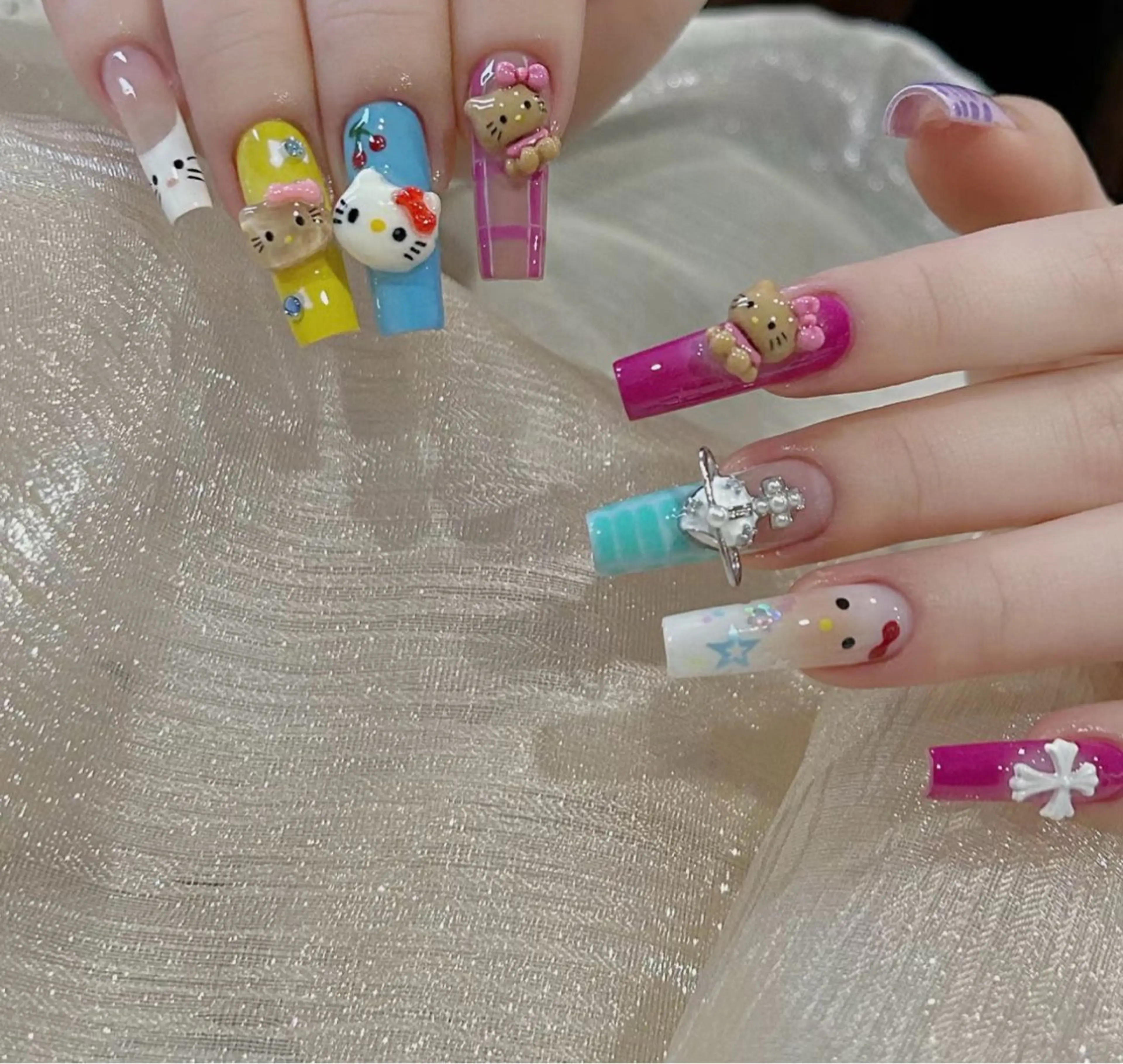 💫チップ長さだし+持ち込みデザイン(🎈デザイン、パーツ10本Ok)14000→13000☆期間限定割引☆の写真