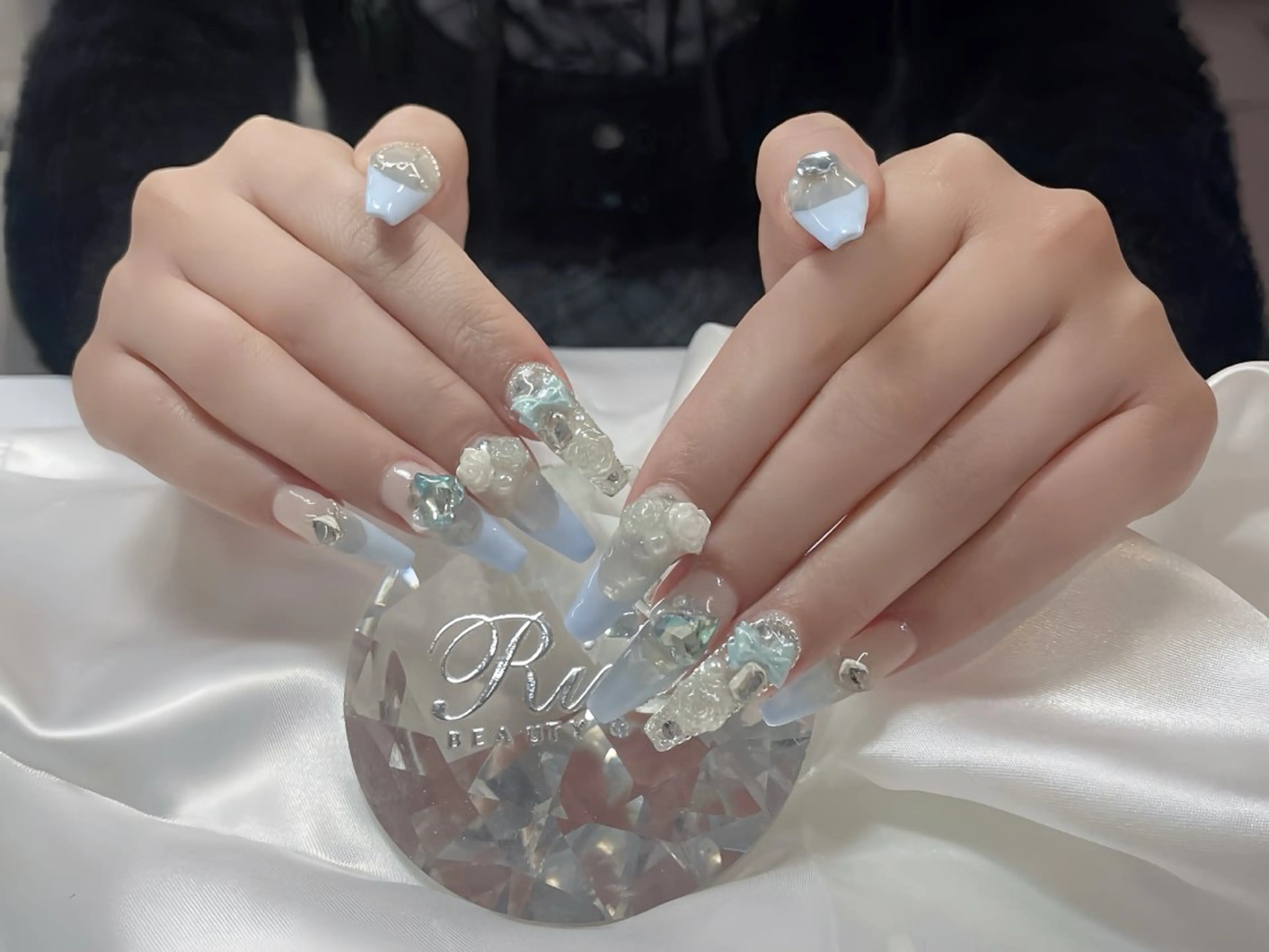 メンズ ネイル チークネイル フラッシュネイル フラワーネイル フットネイル ジェルネイル ハンドネイル Rin Nail Shinokuboのネイルデザイン