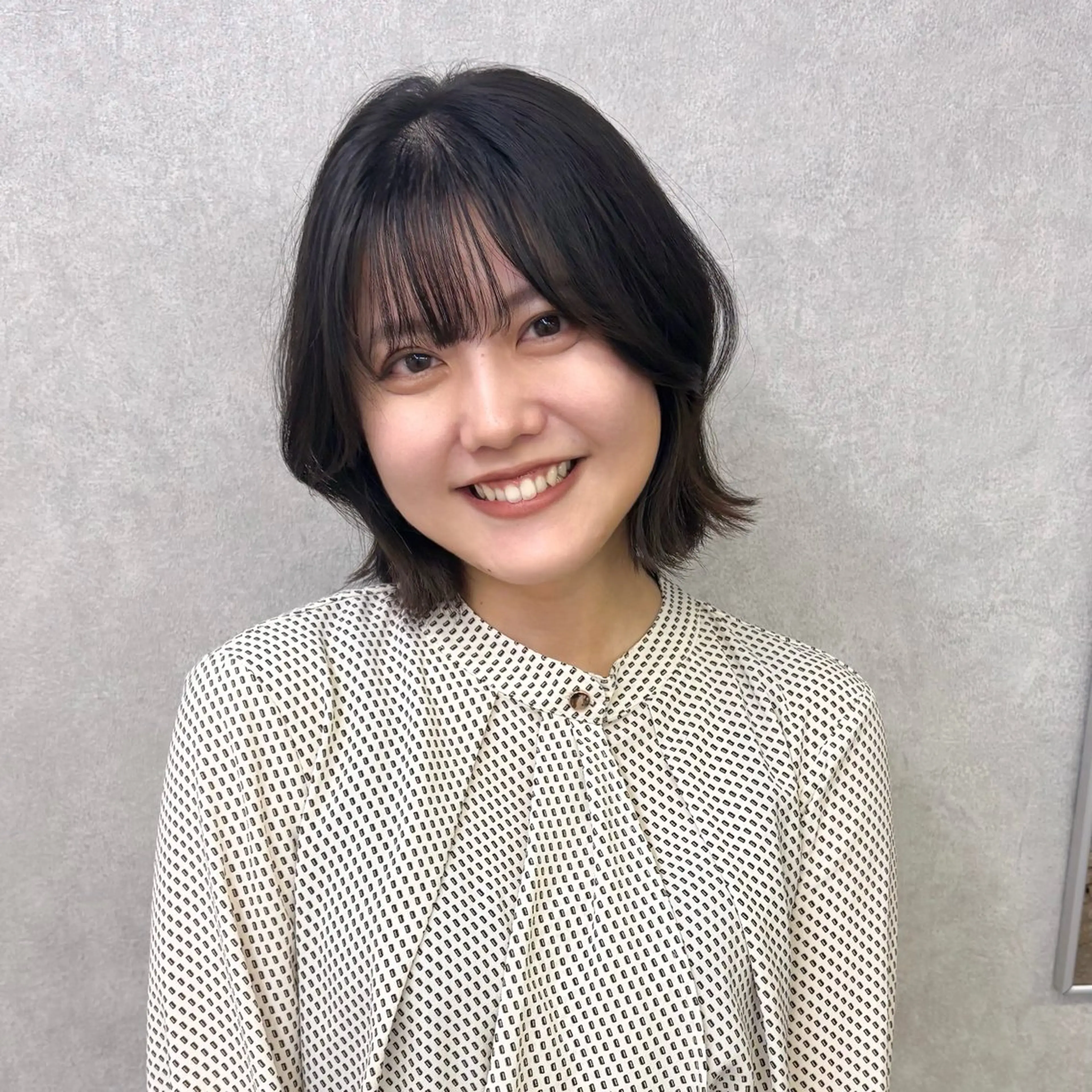 Hz/ヘルツ SHIHOのヘアスタイル