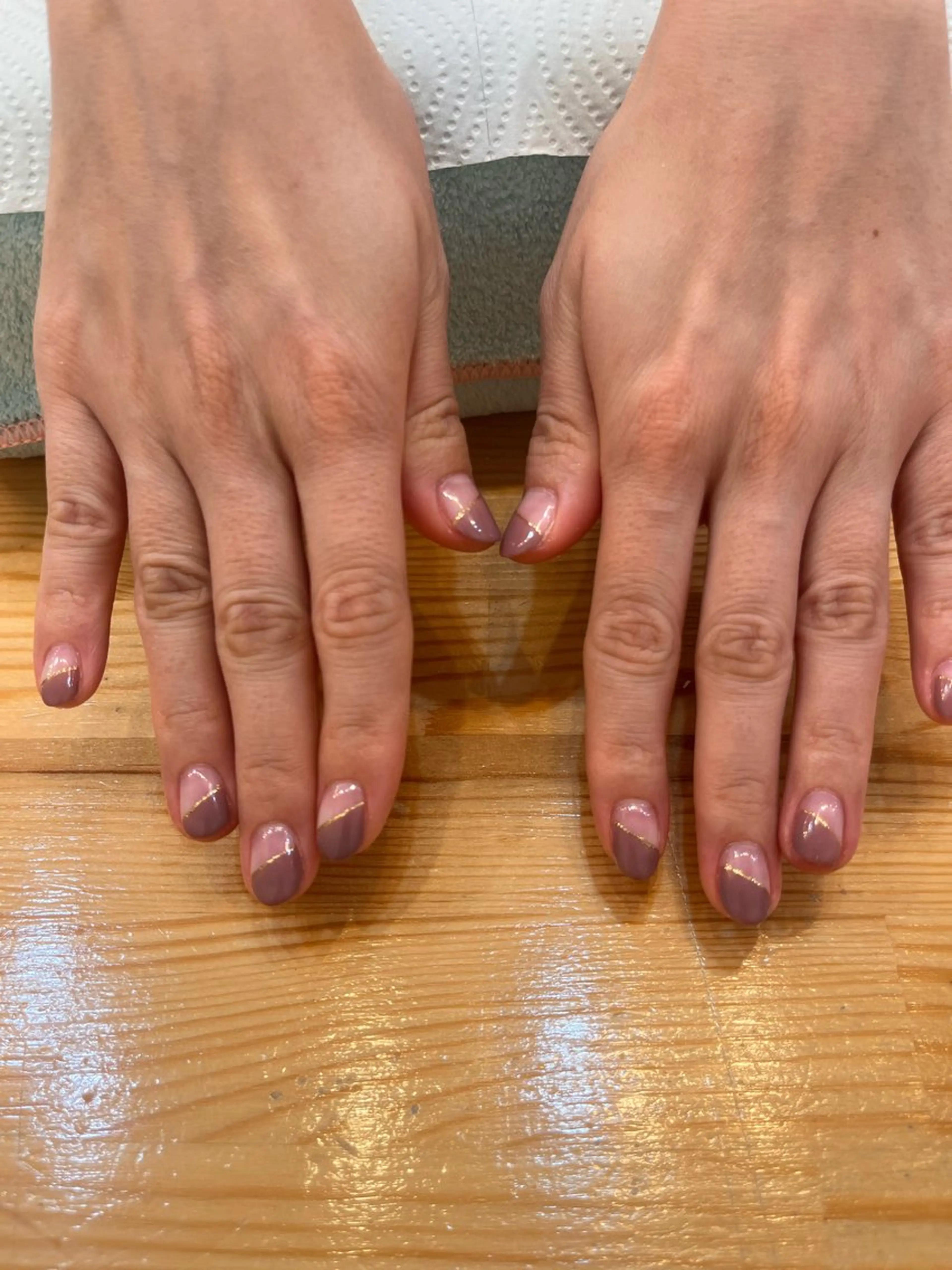 ネイル フレンチネイル 斜めフレンチ nailAlaia 妙典店   アイリのネイルデザイン