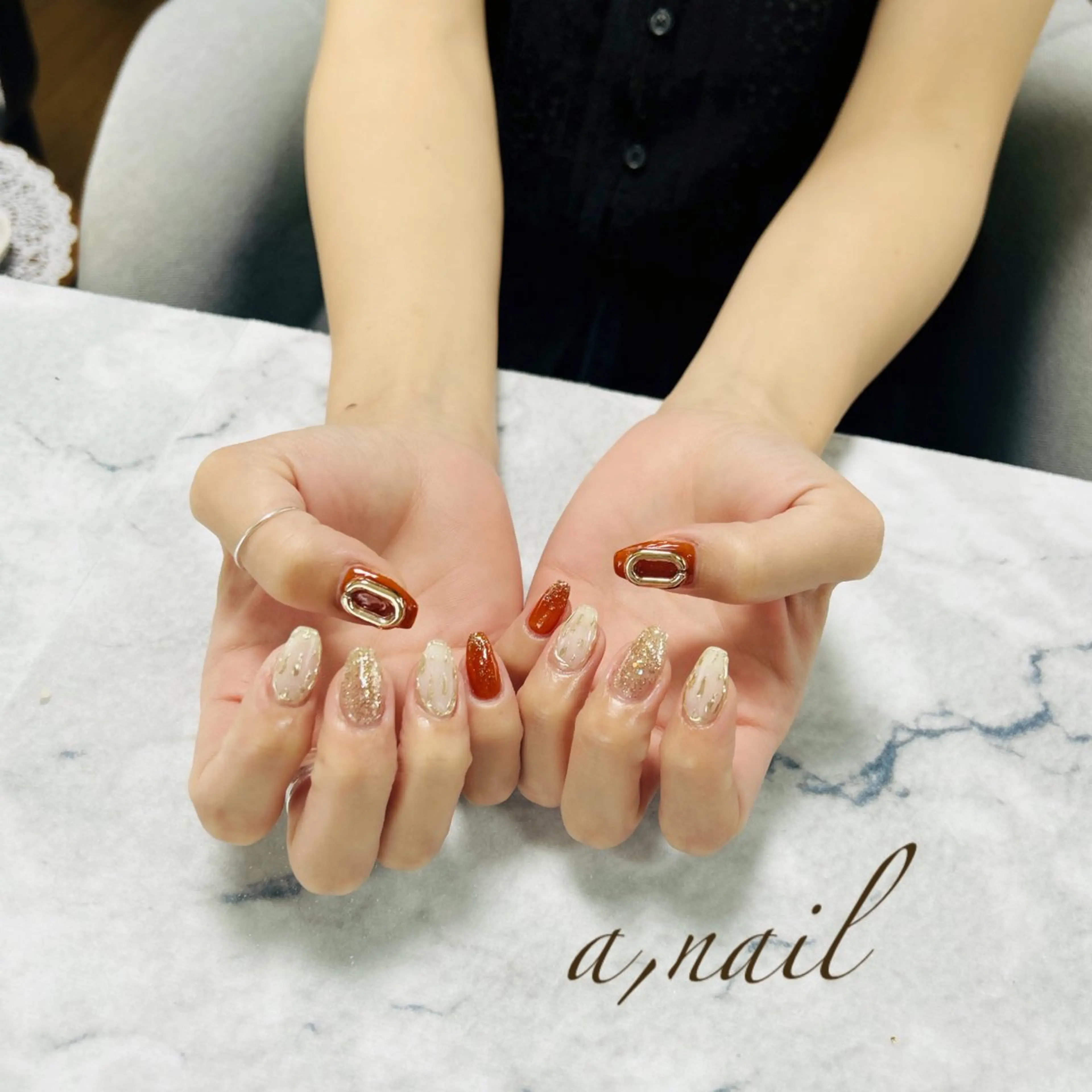 ネイル フットネイル ジェルネイル グラデーション キラキラネイル ラメ(グリッター) ハンドネイル ネイルサロン エーネイルのネイルデザイン