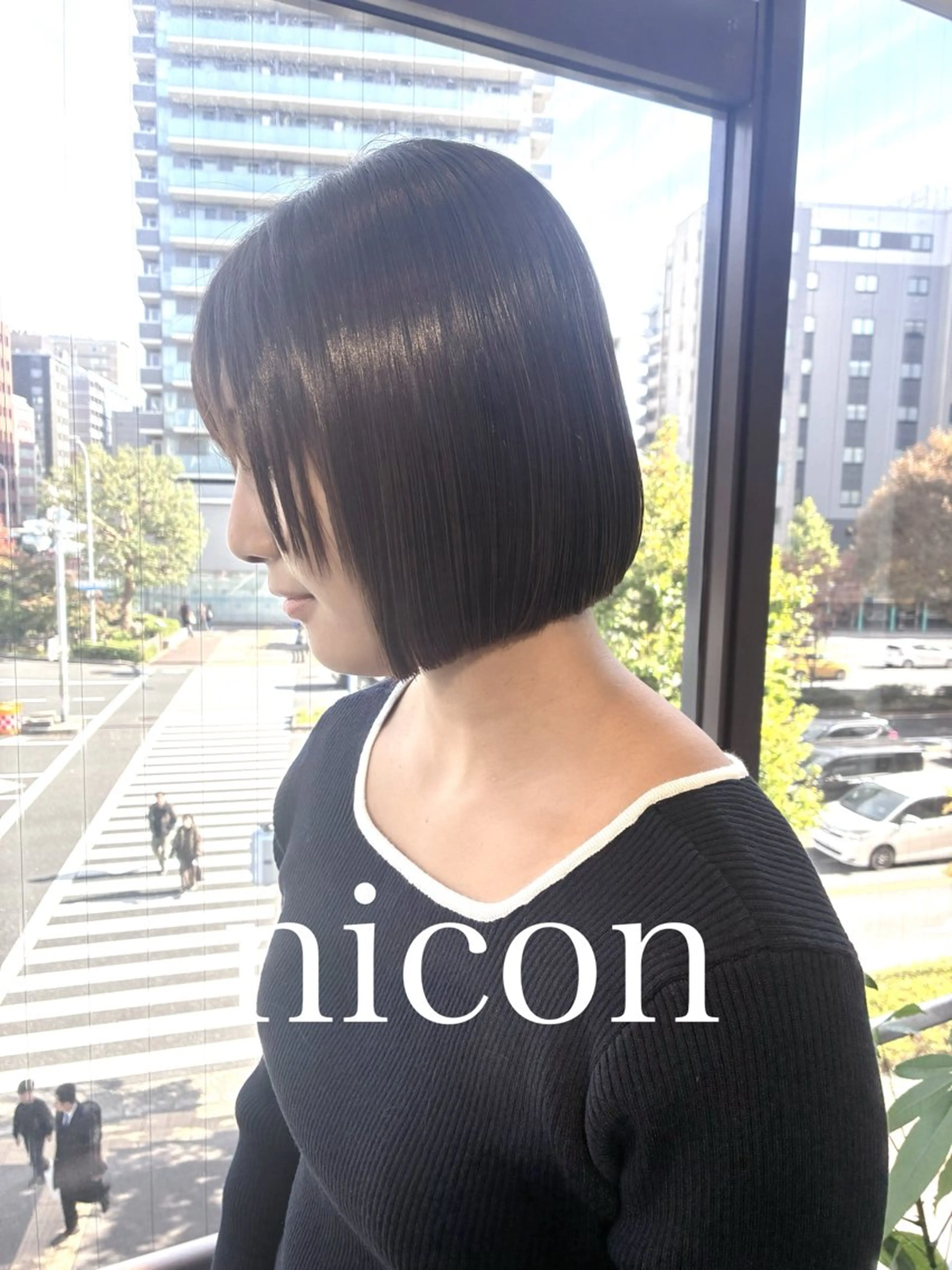 ショート カット ヘアカラー トリートメント 髪質改善 上品艶感カラーのヘアスタイル