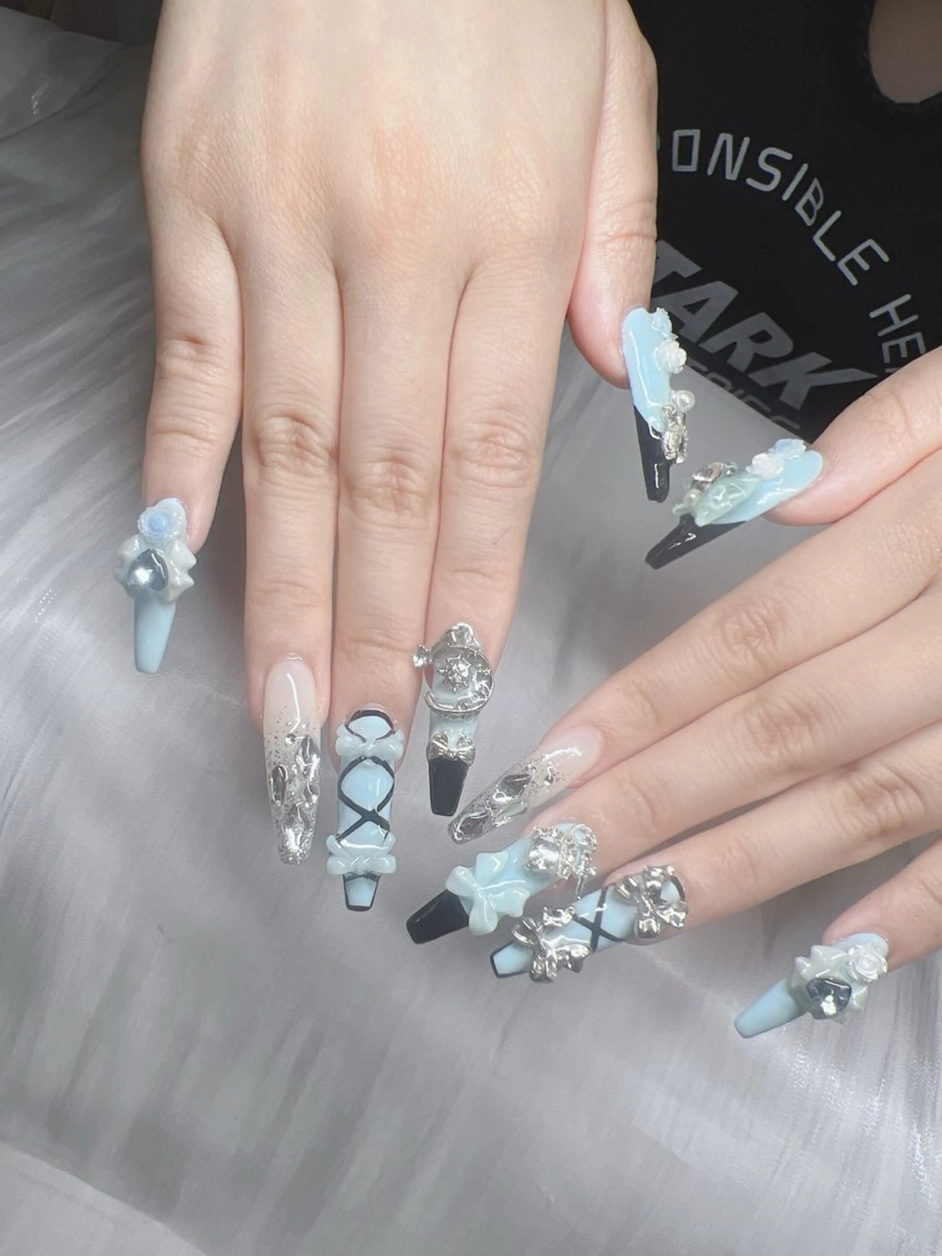 ネイル 長さ出し グラデーション キラキラネイル マグネットネイル ニュアンスネイル Lee Nails チップ長さだし専門店のネイルデザイン