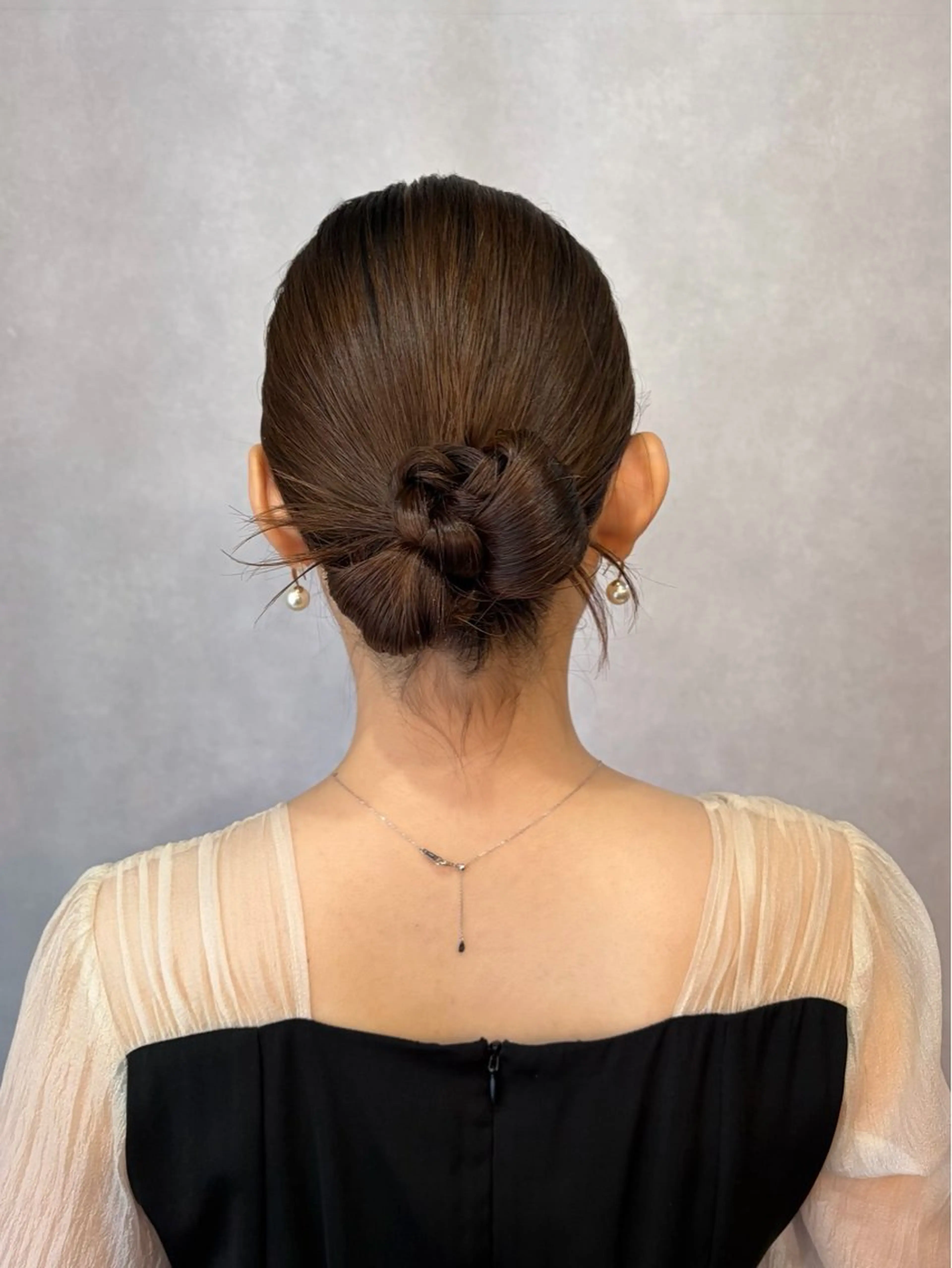 ミディアム ヘアアレンジ ヘアセット くすみカラー / 肌馴染み/ 花房佑夏のヘアスタイル