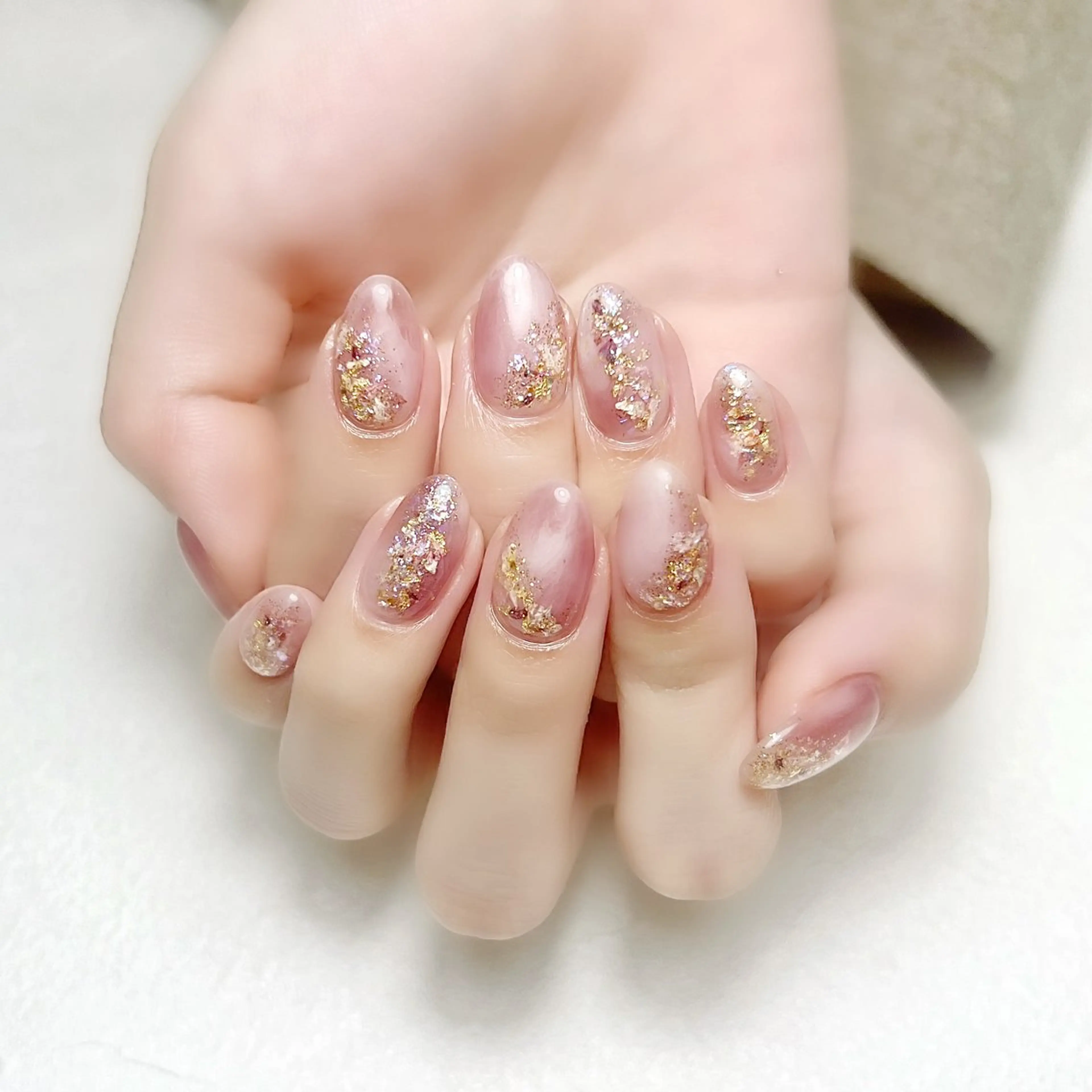 ネイル キラキラネイル ニュアンスネイル rouse nail RISATOのネイルデザイン