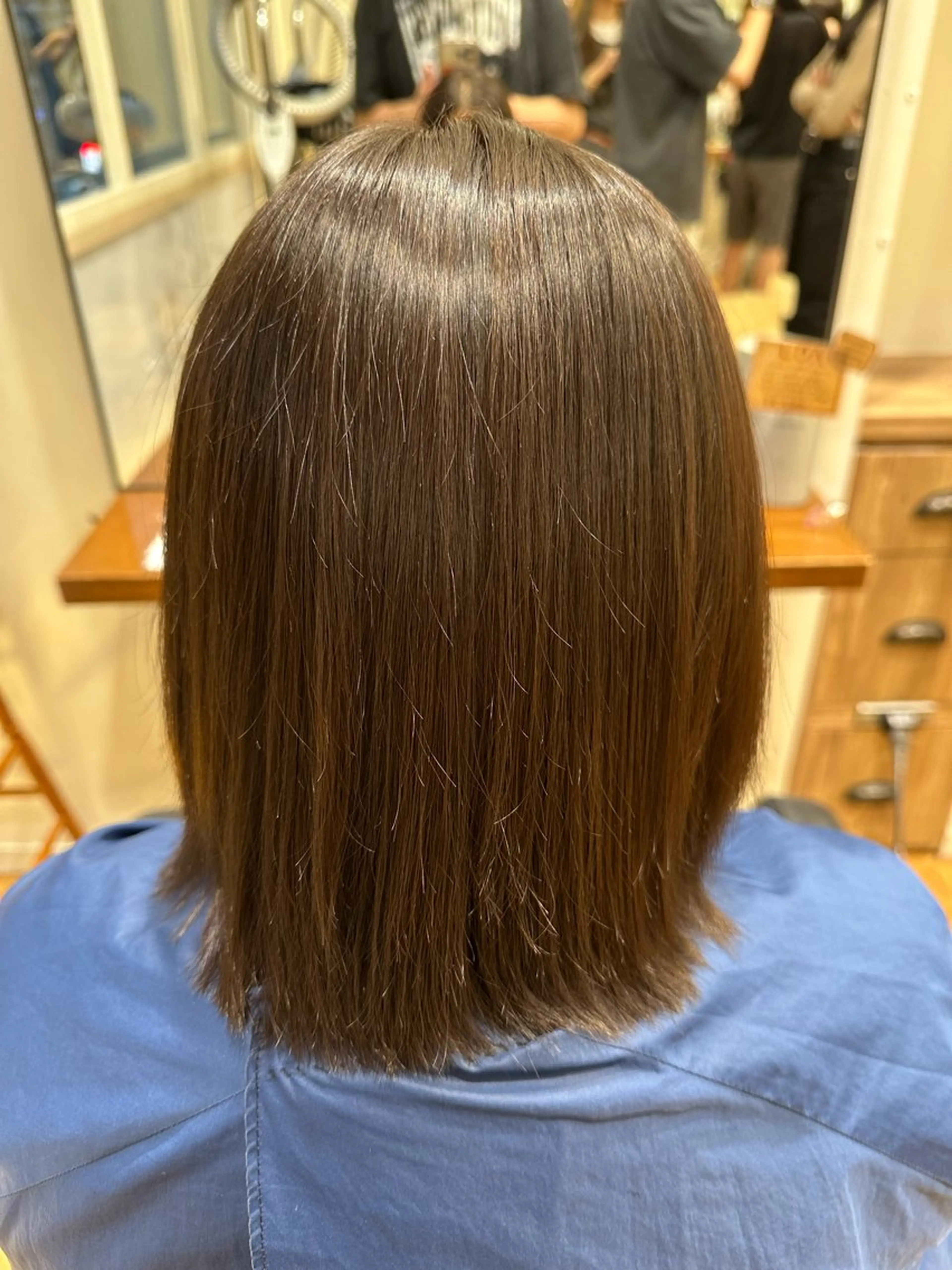 ミディアム カラー 米山 龍音のヘアスタイル