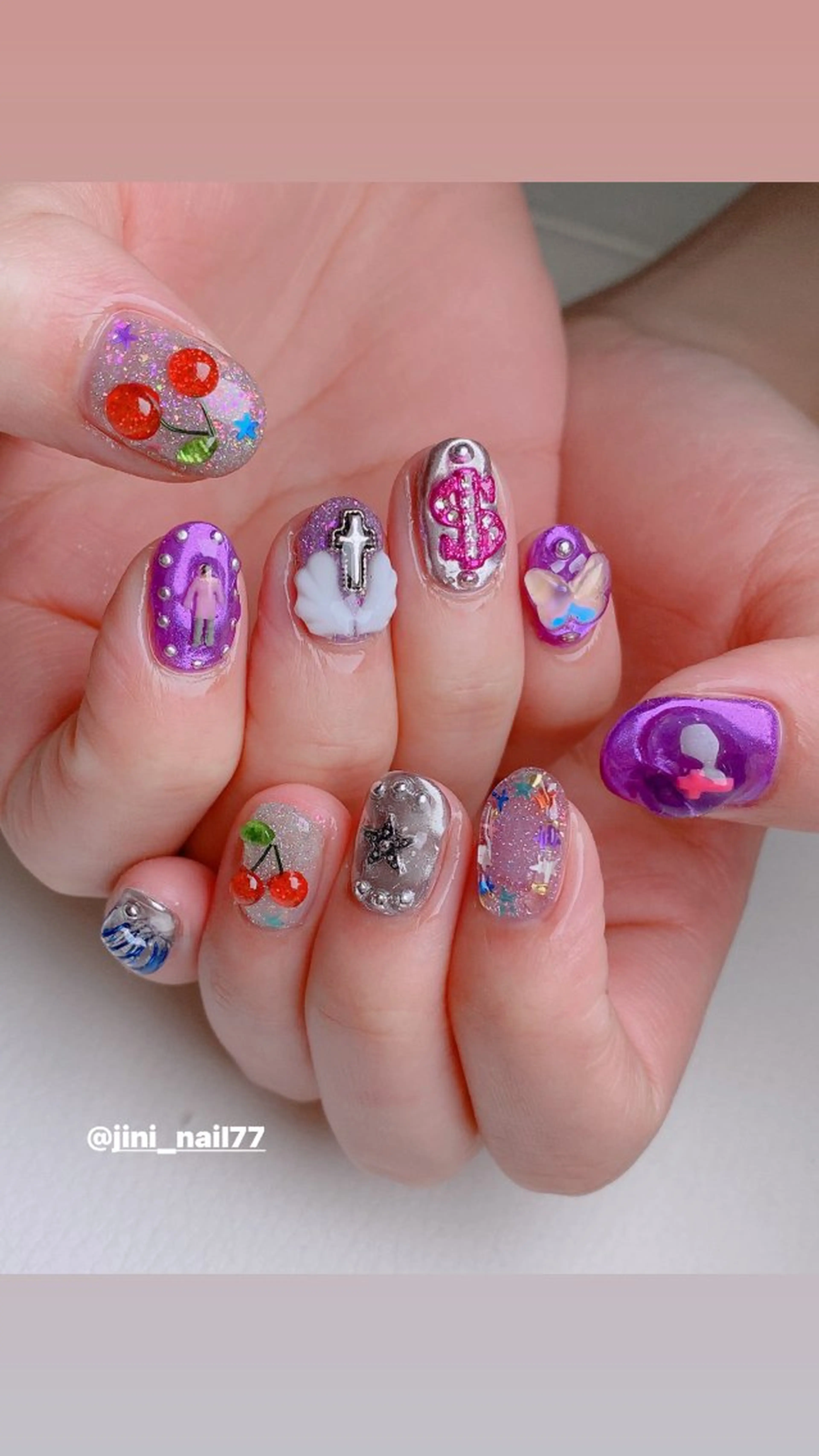 ネイル JINI NAIL所属・ジニ ネイルのネイルデザイン