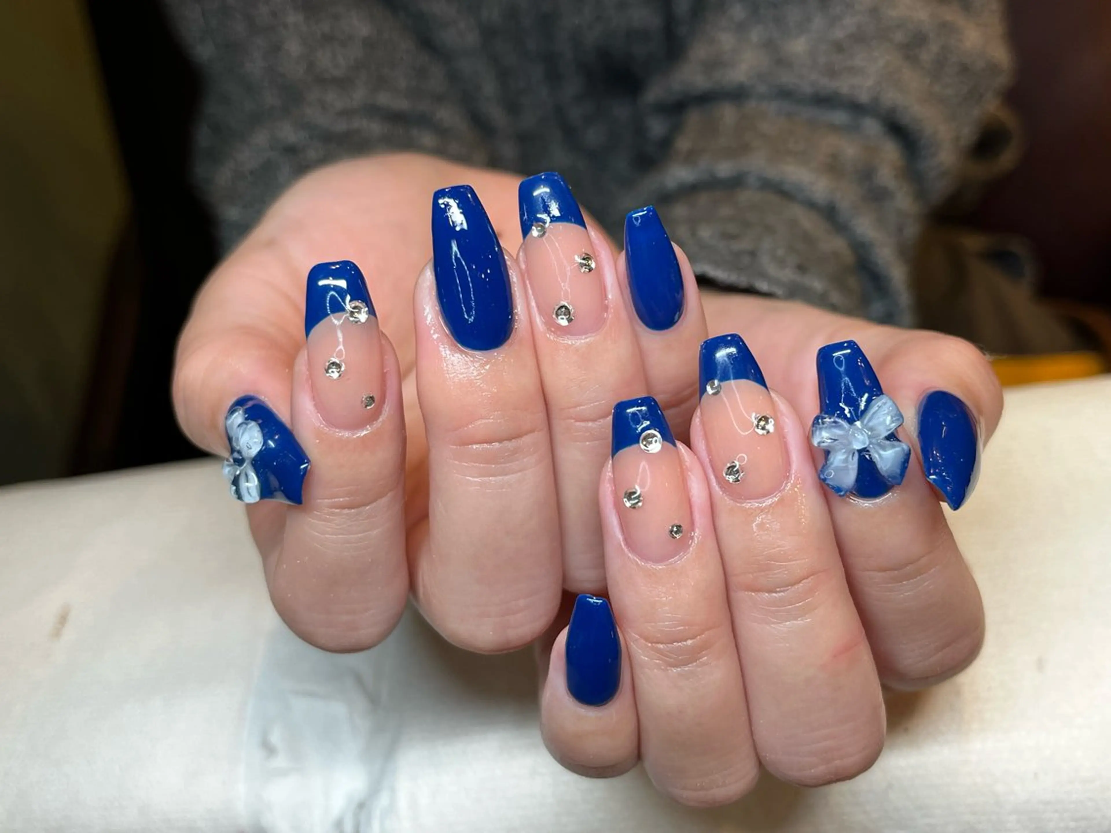 ネイル アートネイル オフィスネイル ワンカラーネイル ショートネイル ネイルサロン　リリーブランシュ所属・森 瑞紀のネイルデザイン