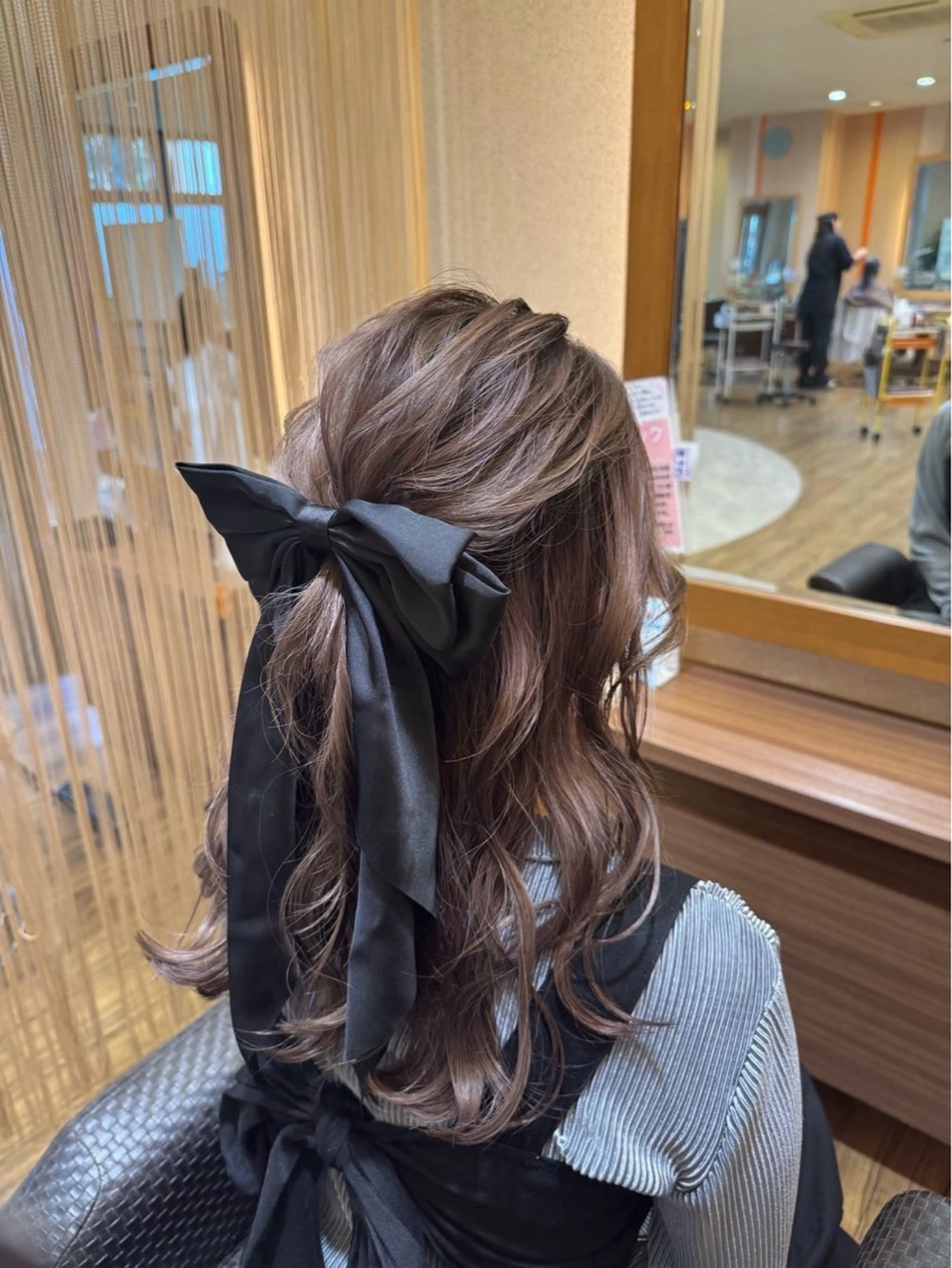 セミロング カラー ヘアアレンジ グレージュ レイヤーカット select 大森 慶斗のヘアスタイル