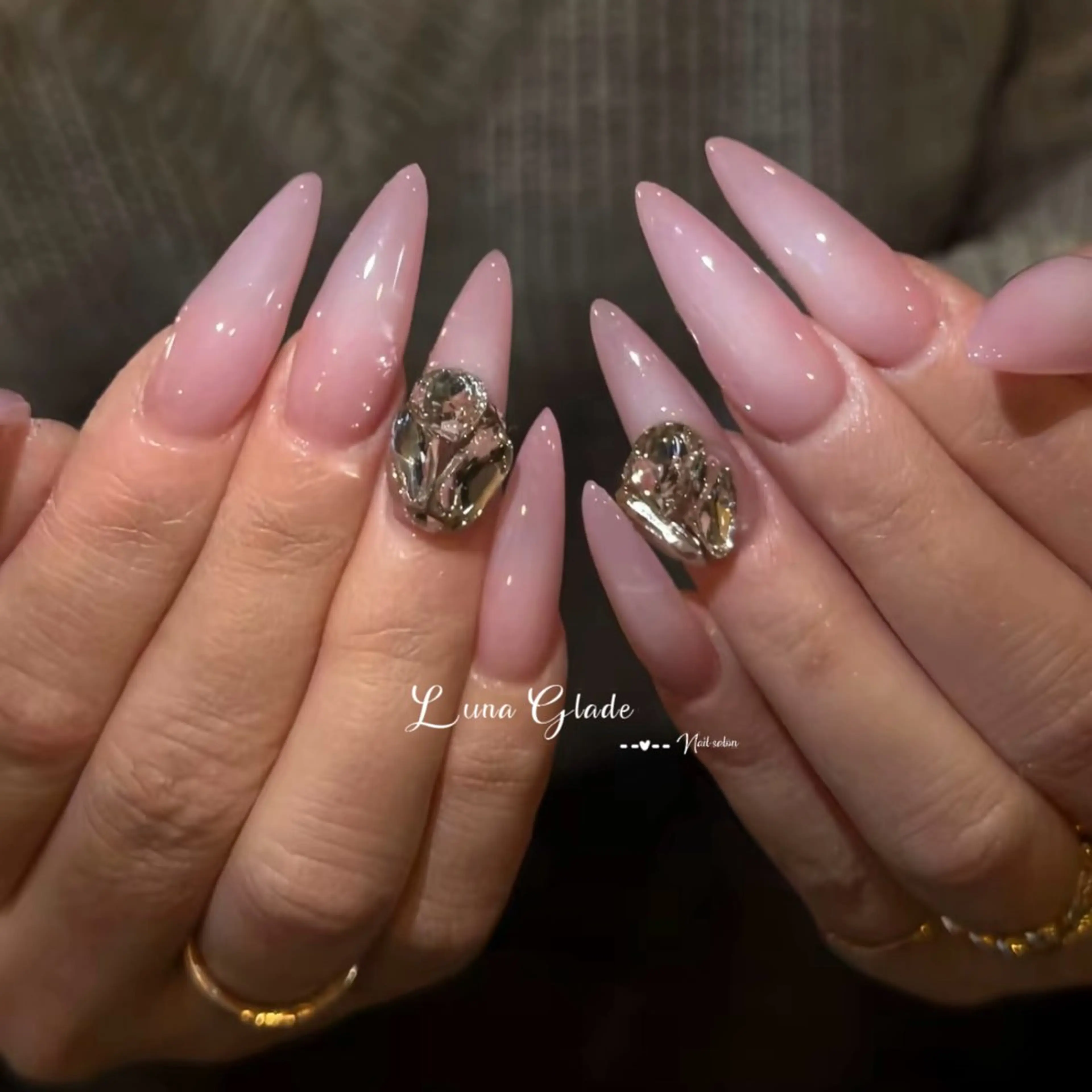 ネイル ハンドネイル Luna Glade Nail Salon所属・Luna Gladeのネイルデザイン