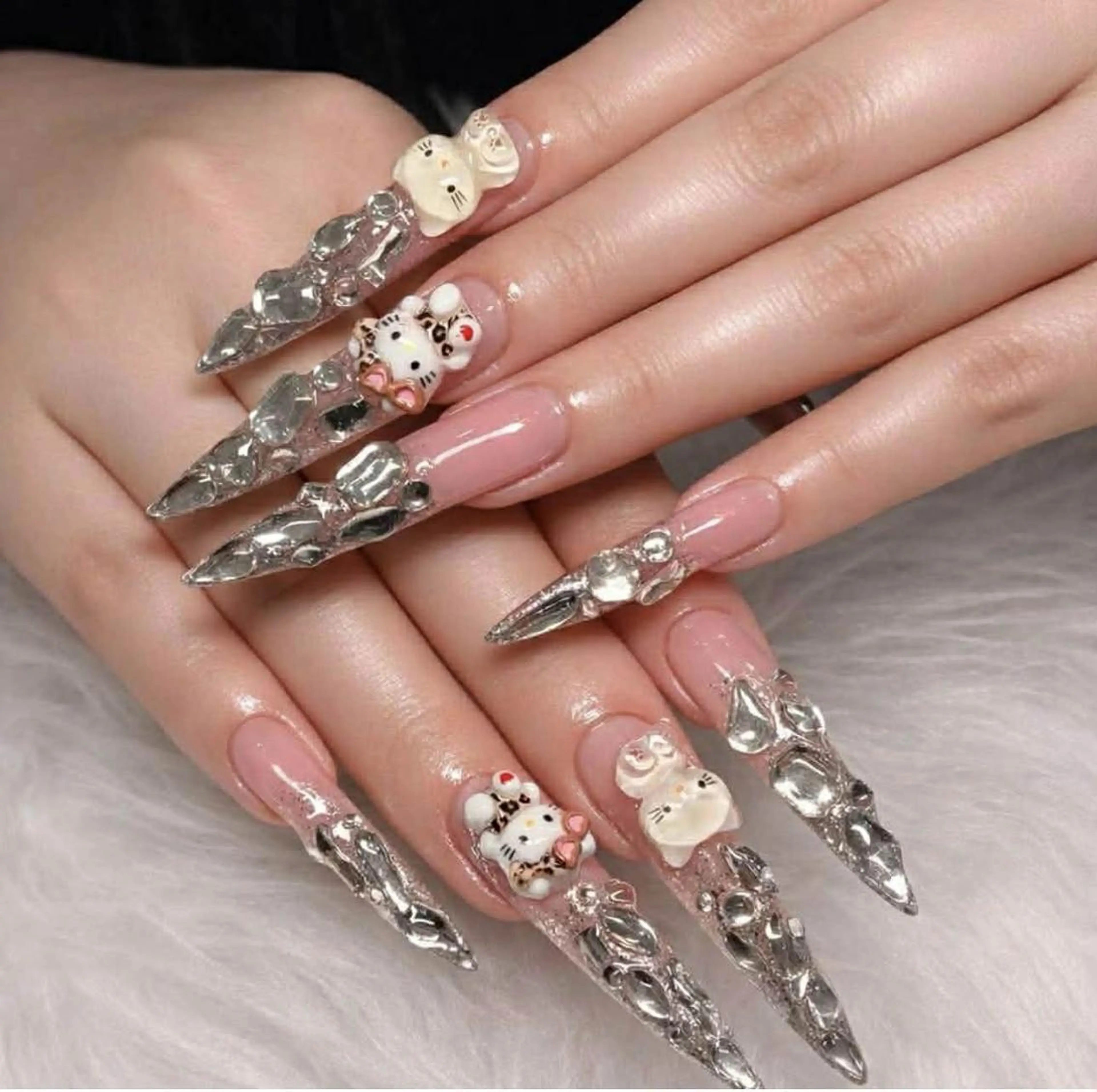 ロング 韓国風ヘア ハンドネイル Bling Salonのネイルデザイン