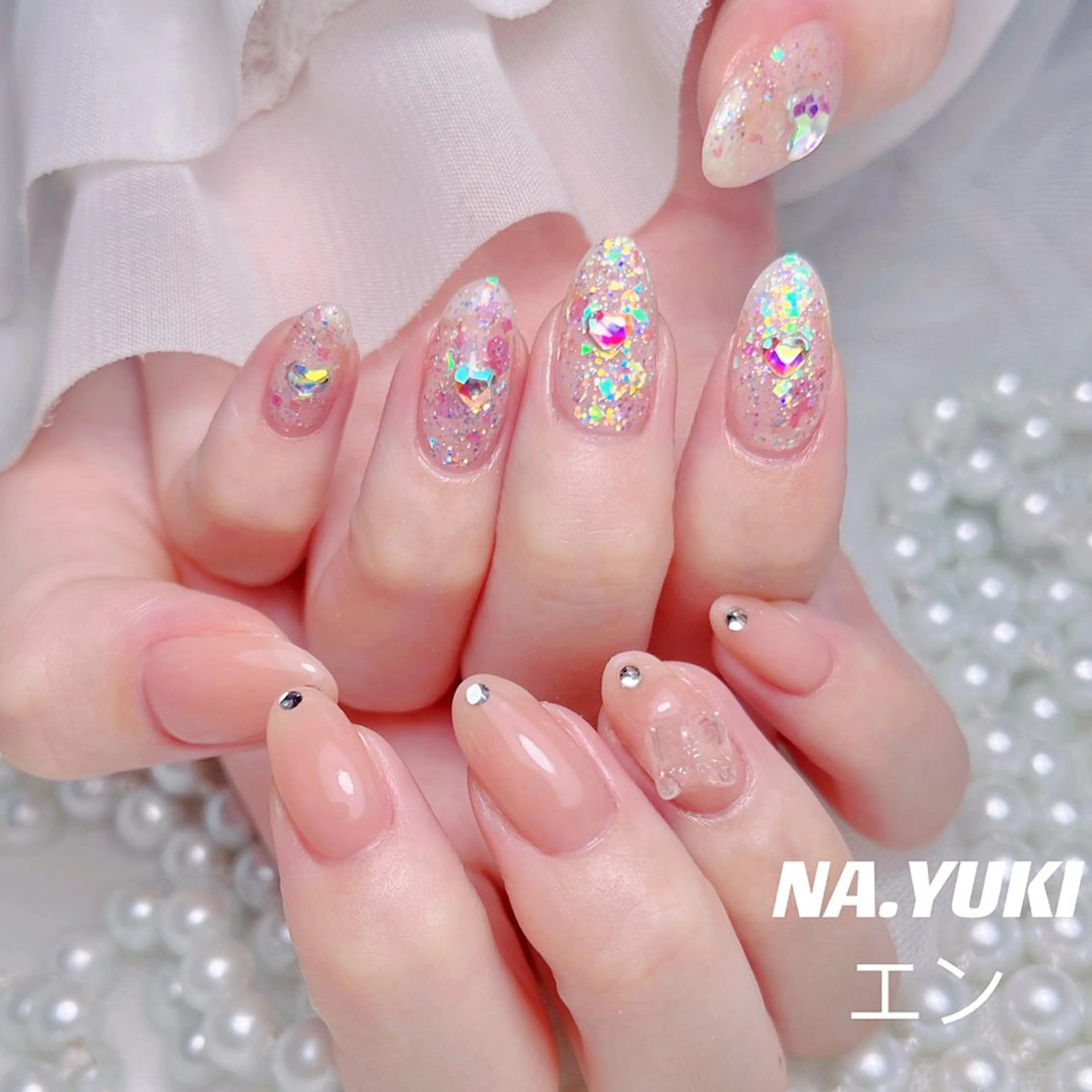 ネイル 🦋 Queenieのネイルデザイン