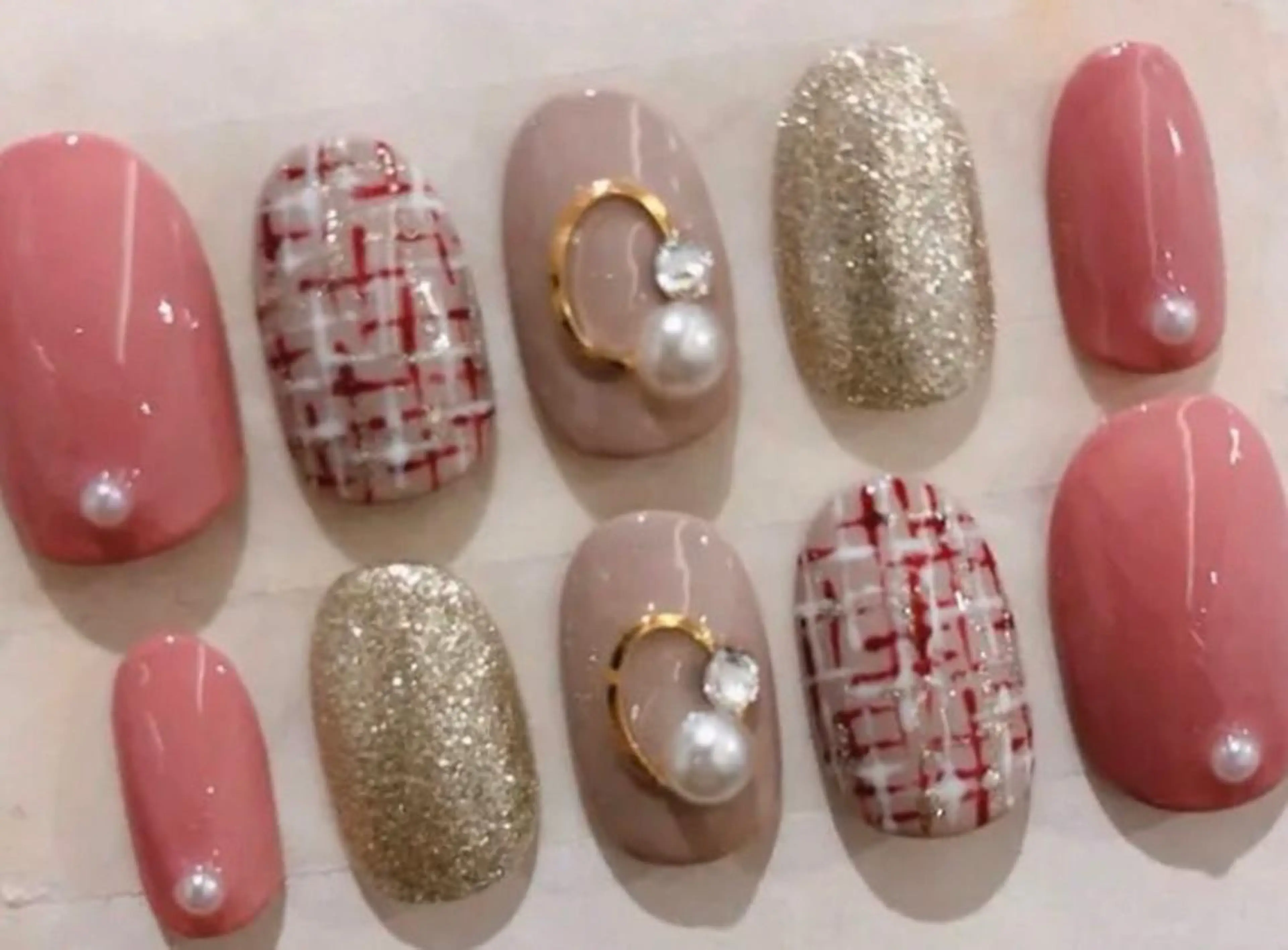 ネイル ハンドネイル ゲン レイカのネイルデザイン