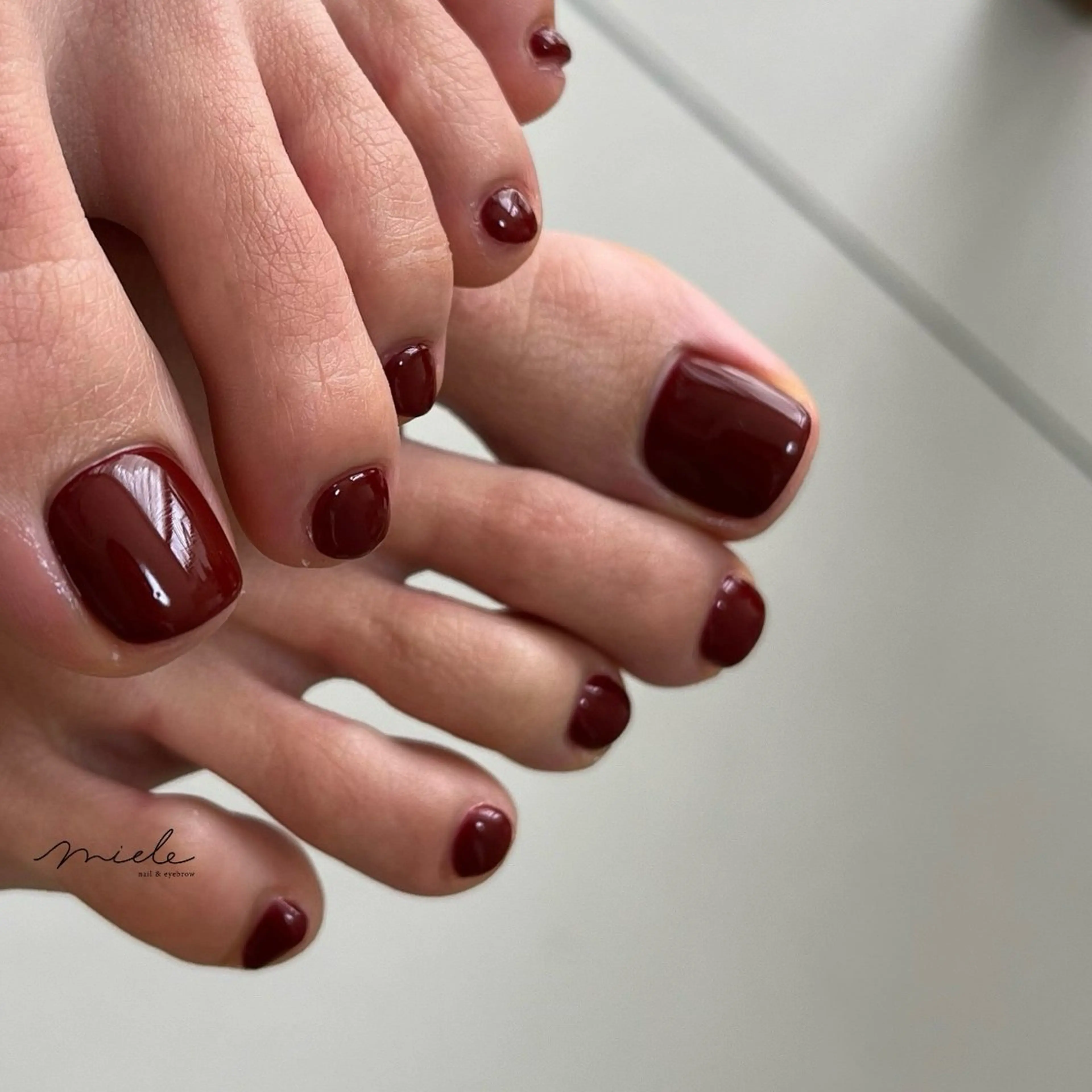ネイル フットネイル miele【ミエレ】 シンプル一癖のネイルデザイン