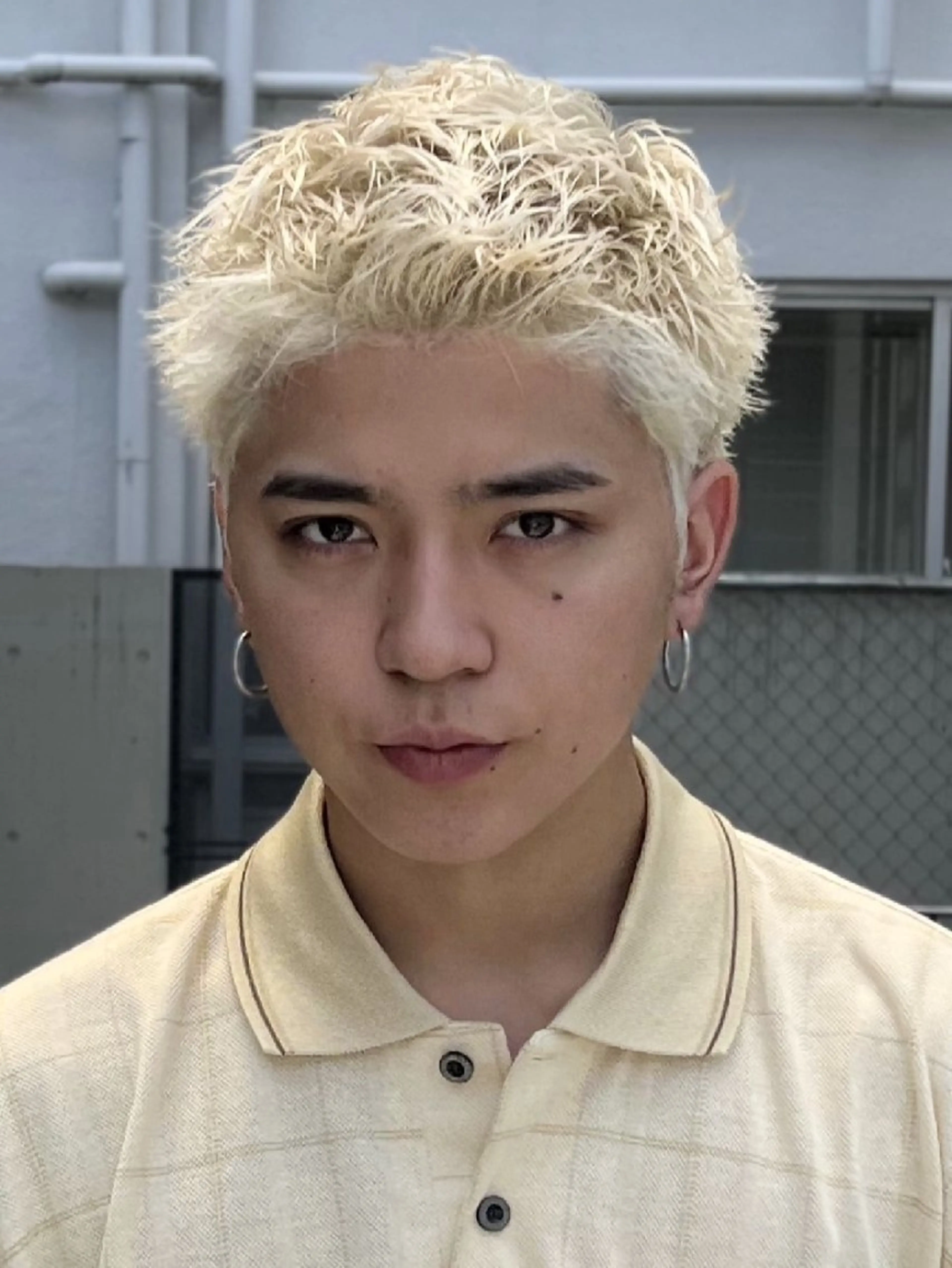 ショート カラー ベージュカラー ブリーチ ミルクティーベージュ ショートヘア カット ヘアカラー fifth/渋谷/ パーマ/イクミのヘアスタイル