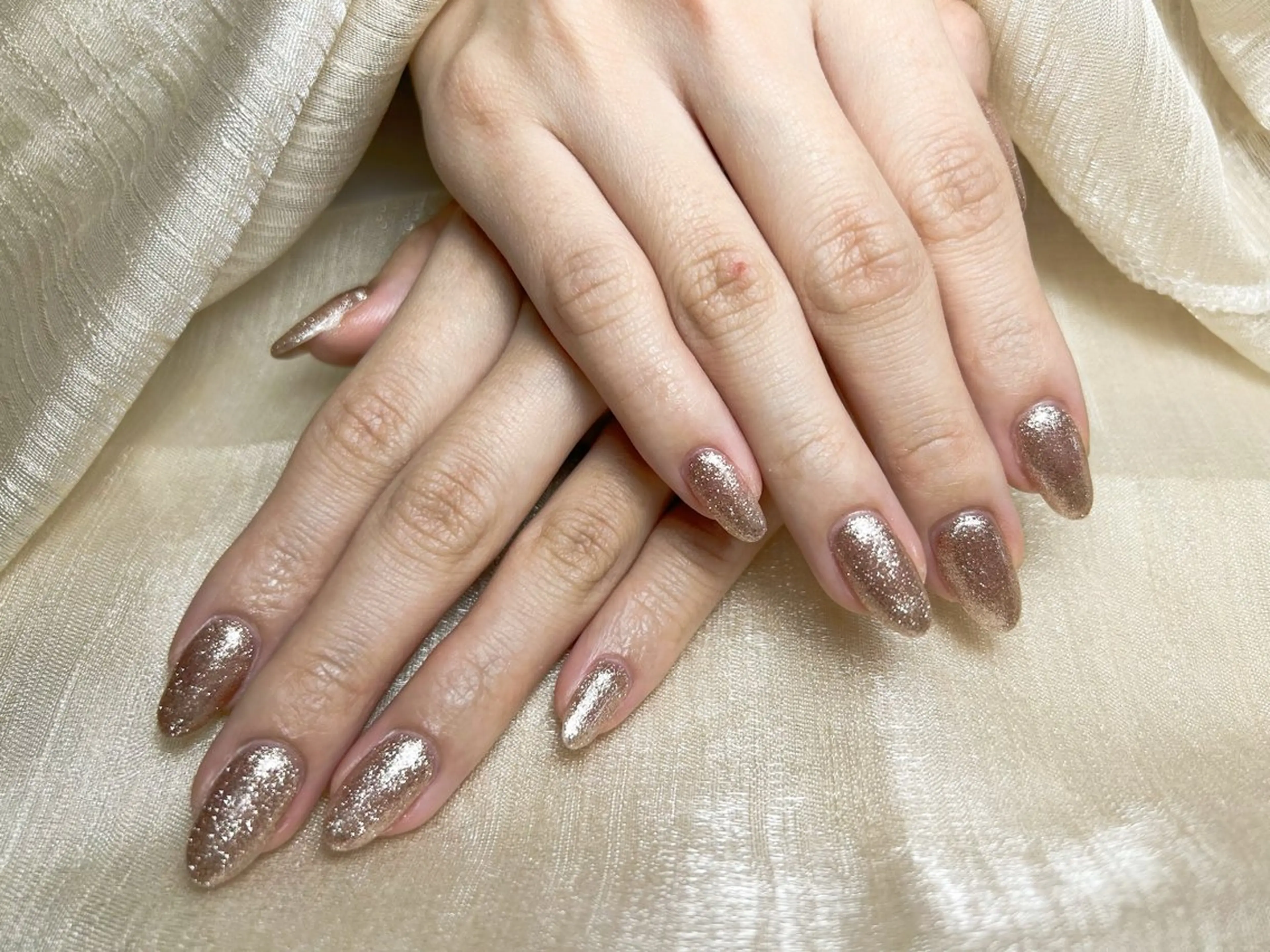 ネイル ハンドネイル モナ& ナナのネイルデザイン