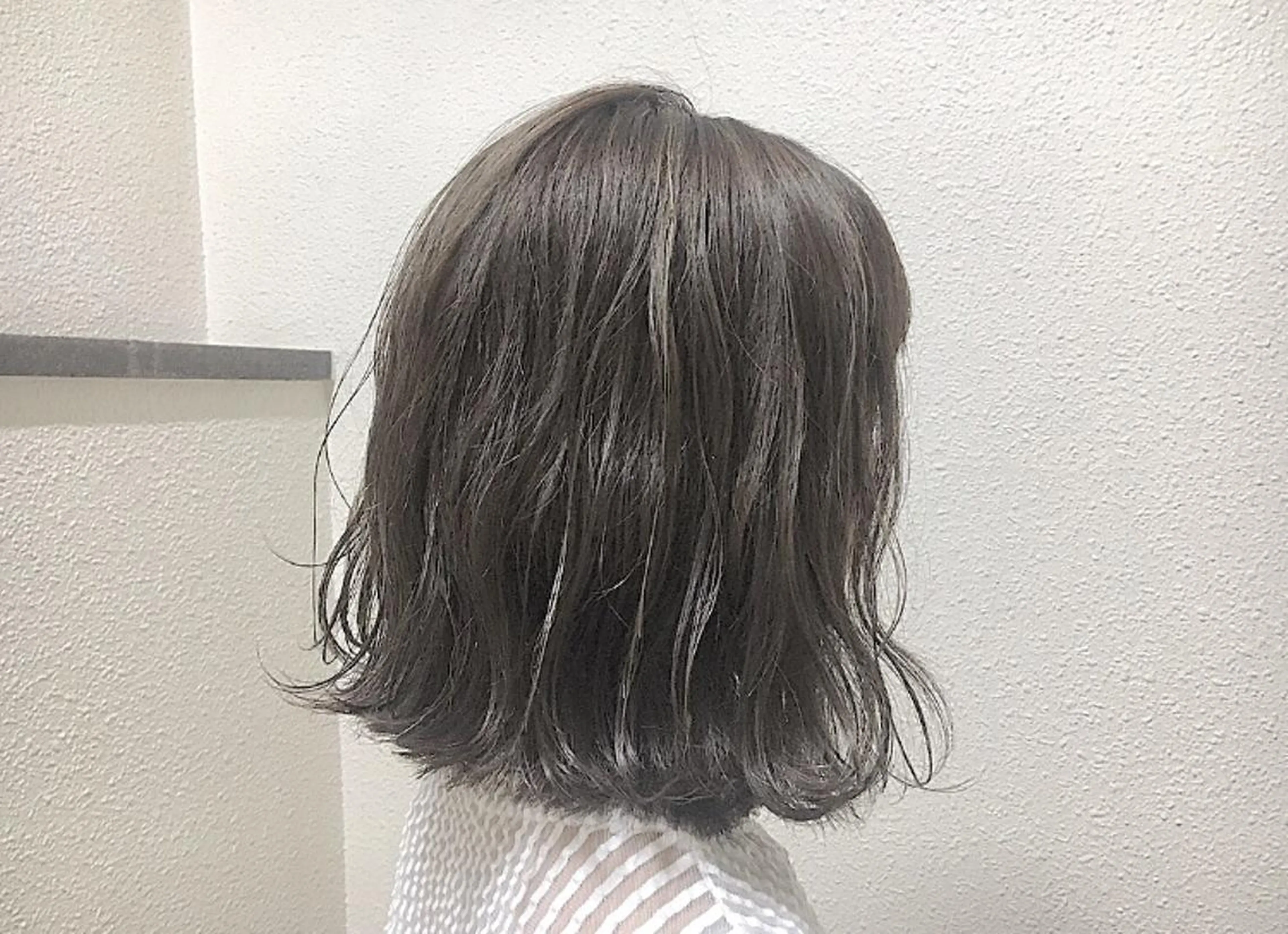 ショート カラー ハイライトカラー イルミナカラー ハイライト 半個室女性salon 🩰Natsumiのヘアスタイル