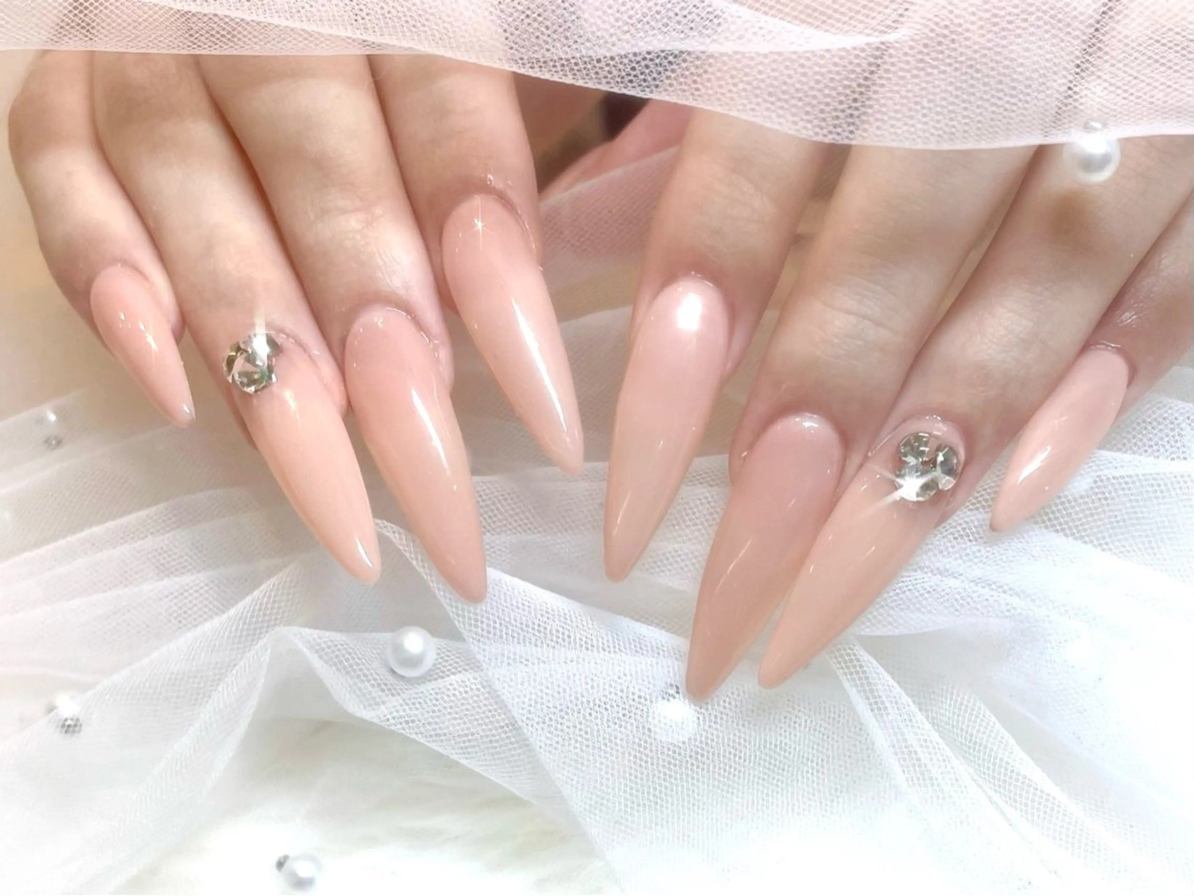 ネイル ロングネイル ワンカラーネイル ハンドネイル ANDY💫 KANONのネイルデザイン