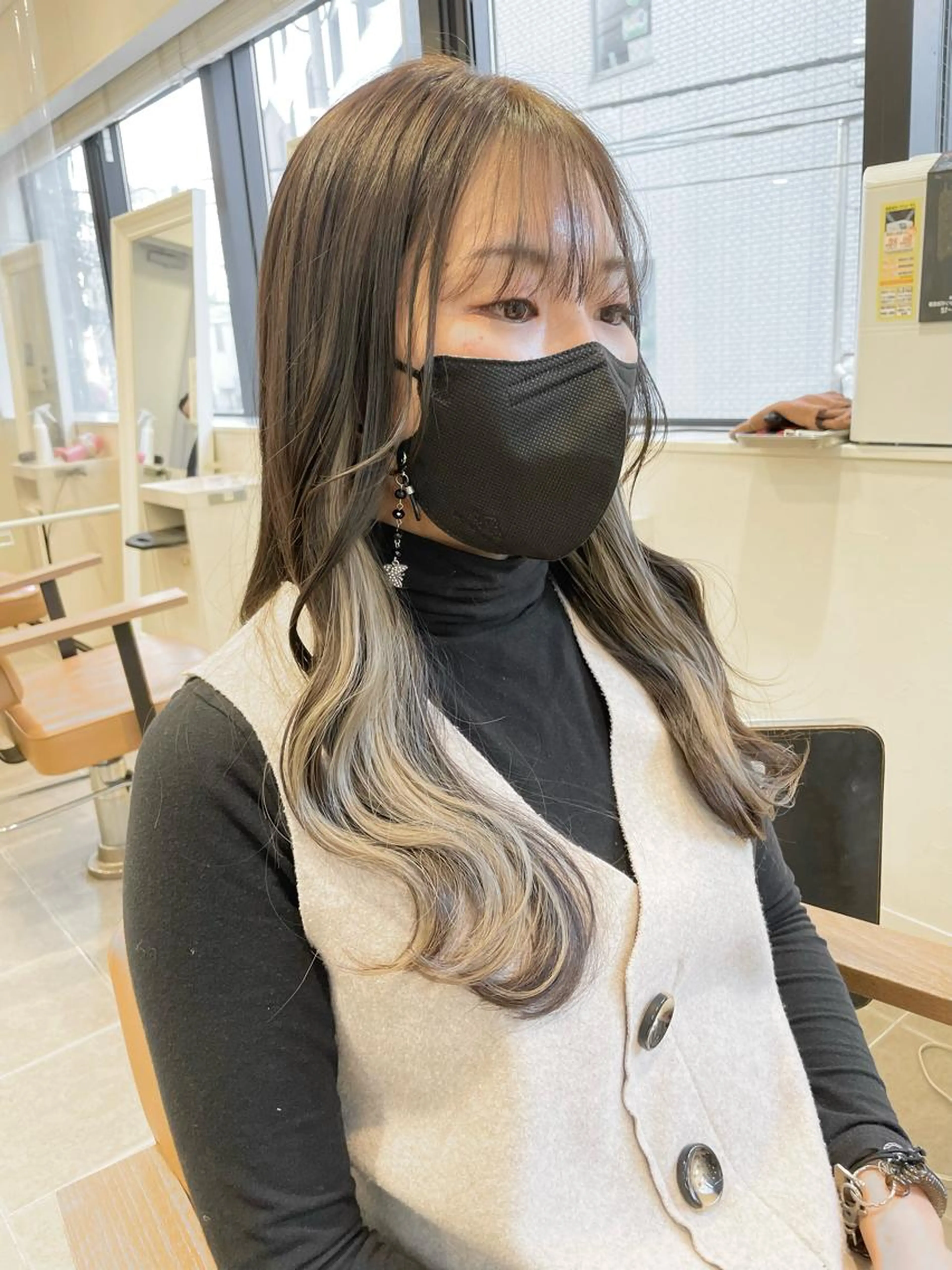 ☆カット☆セミロング​〜​ロング※シャンプー別途¥550（シャンプーなしでもしっかりとシャワーでお流しします）の写真