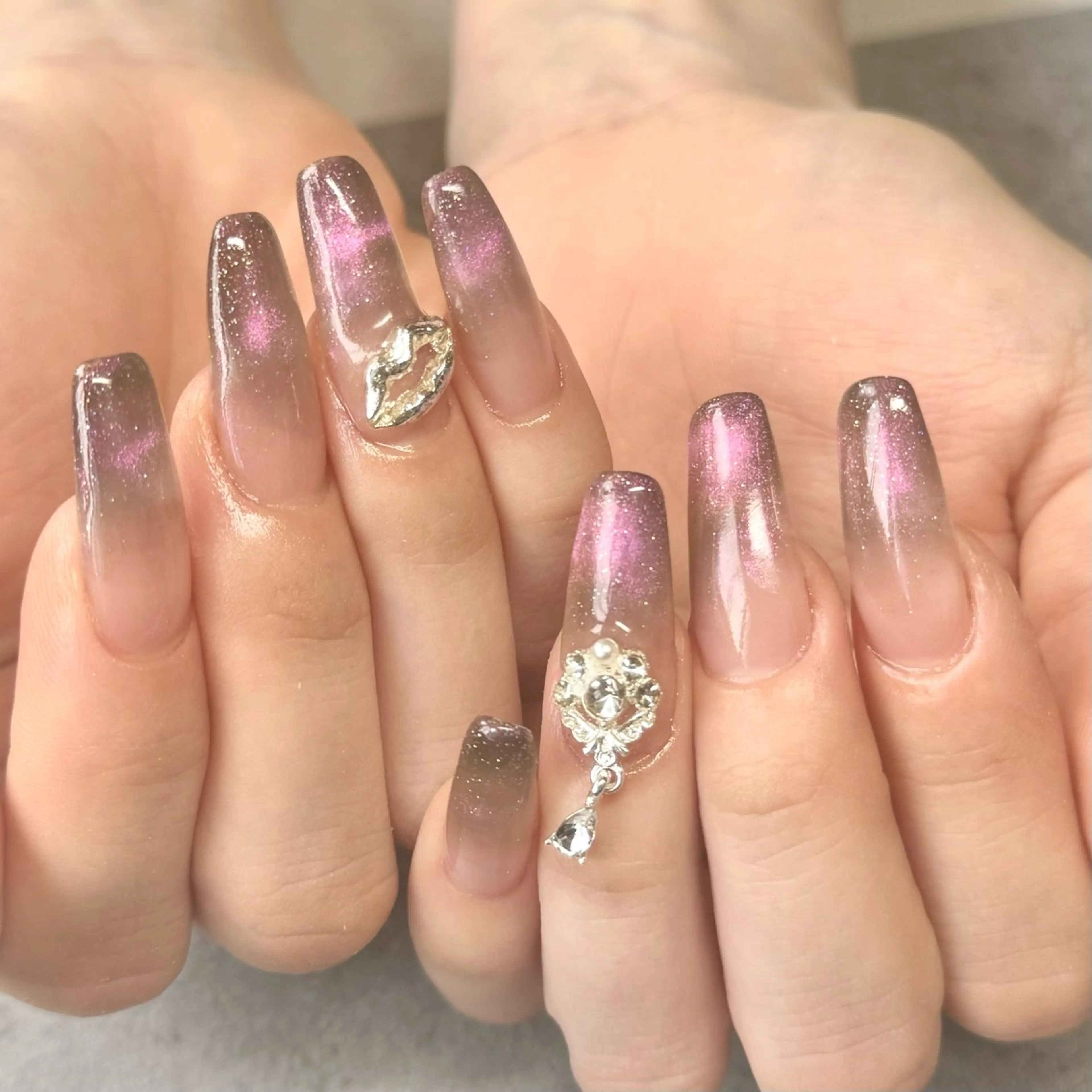 ネイル グラデーション マグネットネイル 夏ネイル ハンドネイル Nail Salon Lillion【リリオン】所属・lillion karenのネイルデザイン