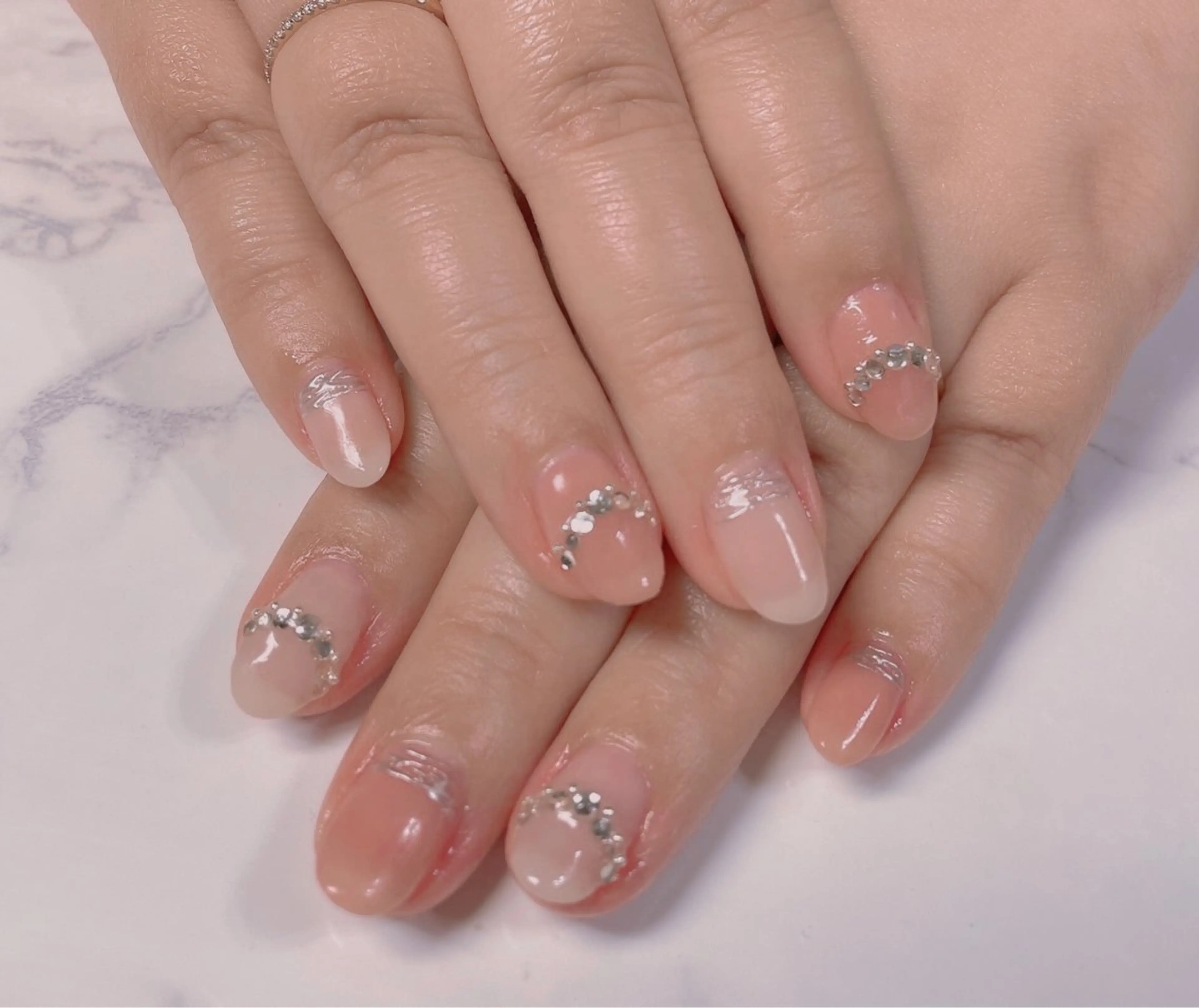 ネイル ジェルネイル A/C roomのネイルデザイン