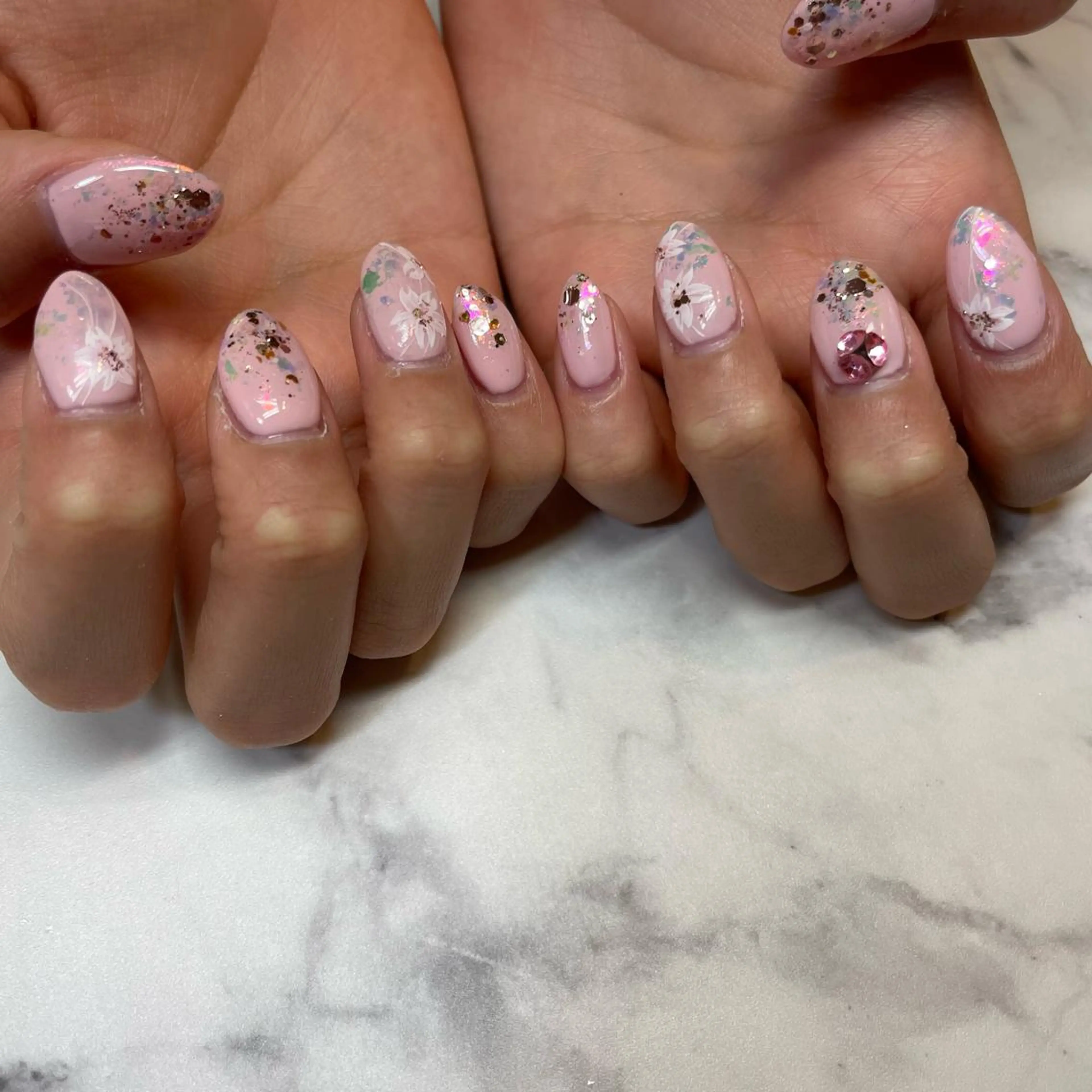 ネイル es nailのネイルデザイン