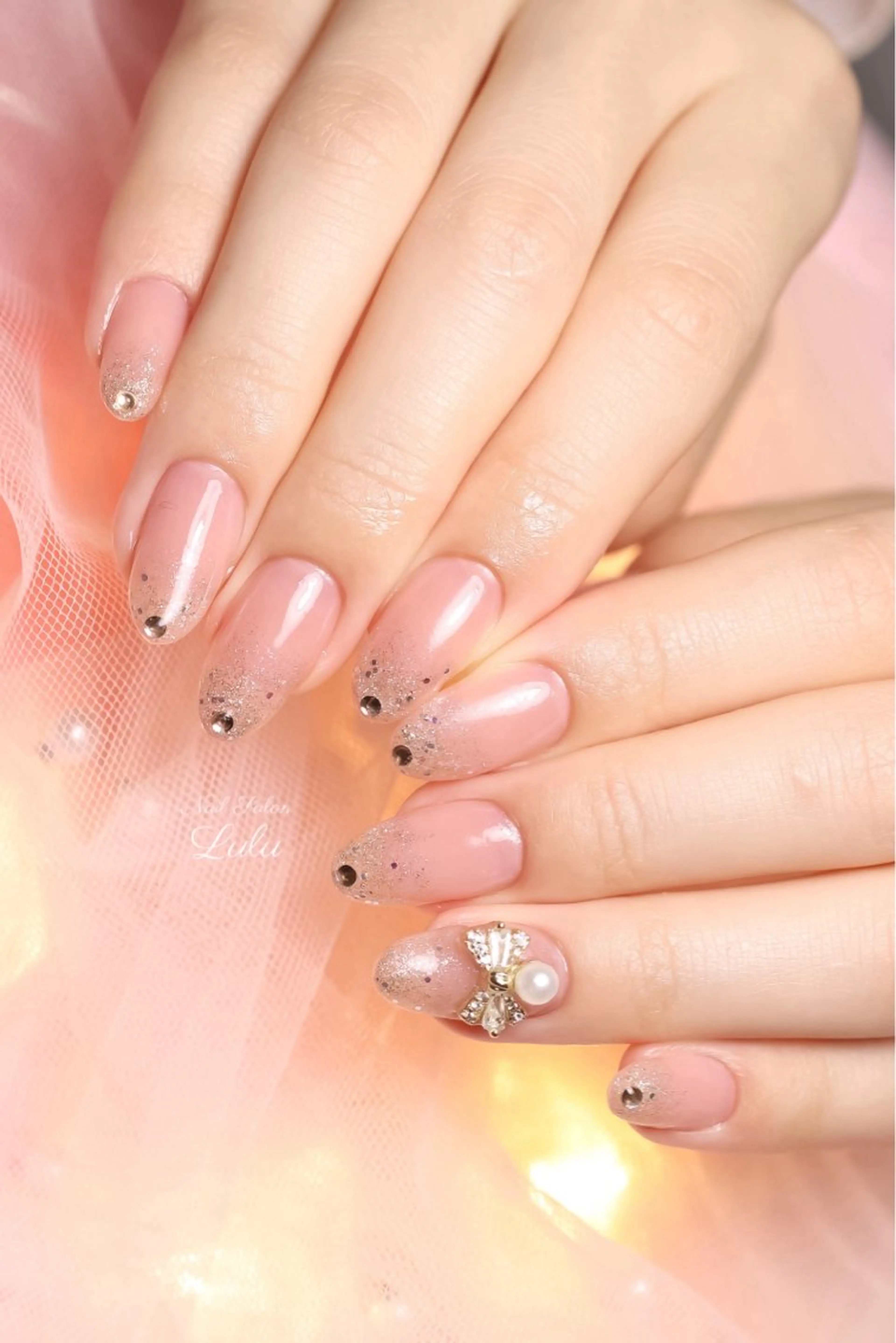 ネイル ラメ(グリッター) マグネットネイル Lulu nail salon 南堀江店所属・西村 あやかのネイルデザイン