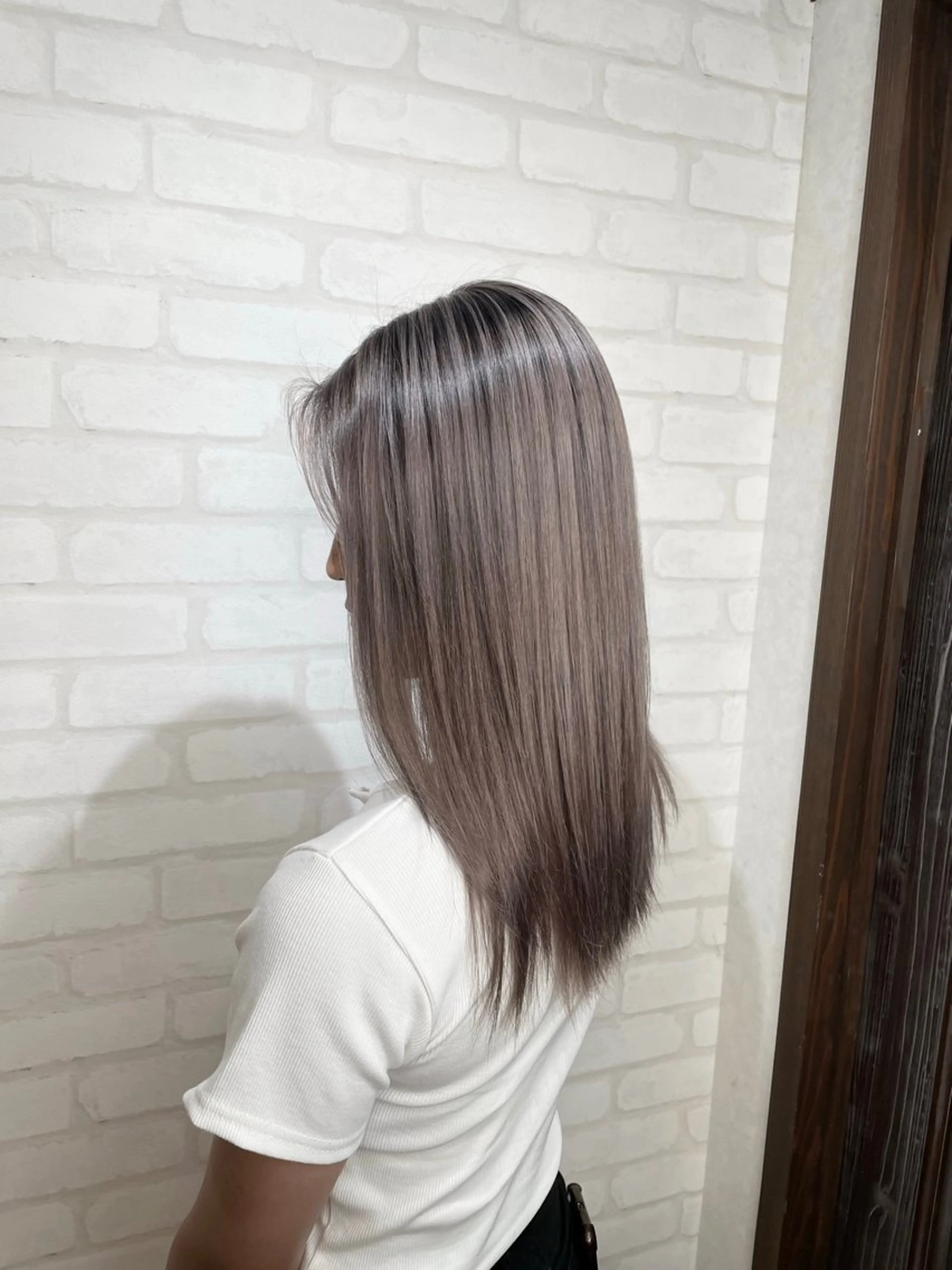 ミディアム ヘアカラー 🌝秦 美羽🌝のヘアスタイル