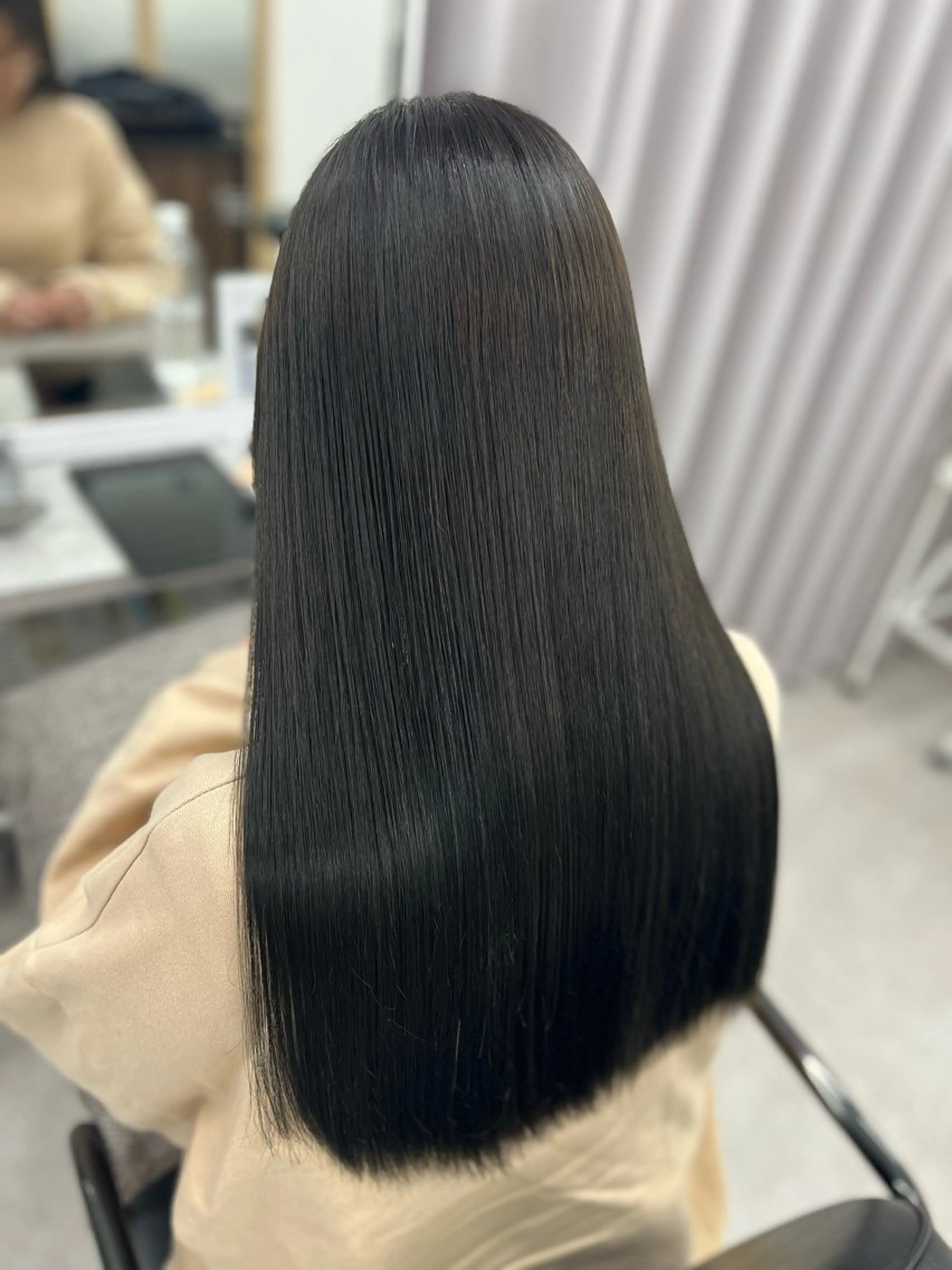 ロング カラー アッシュ アッシュグレー アッシュグレージュ グレージュ カット ヘアカラー トリートメント 🫧ぷる艶カラー🫧 Yuubi🦩のヘアスタイル