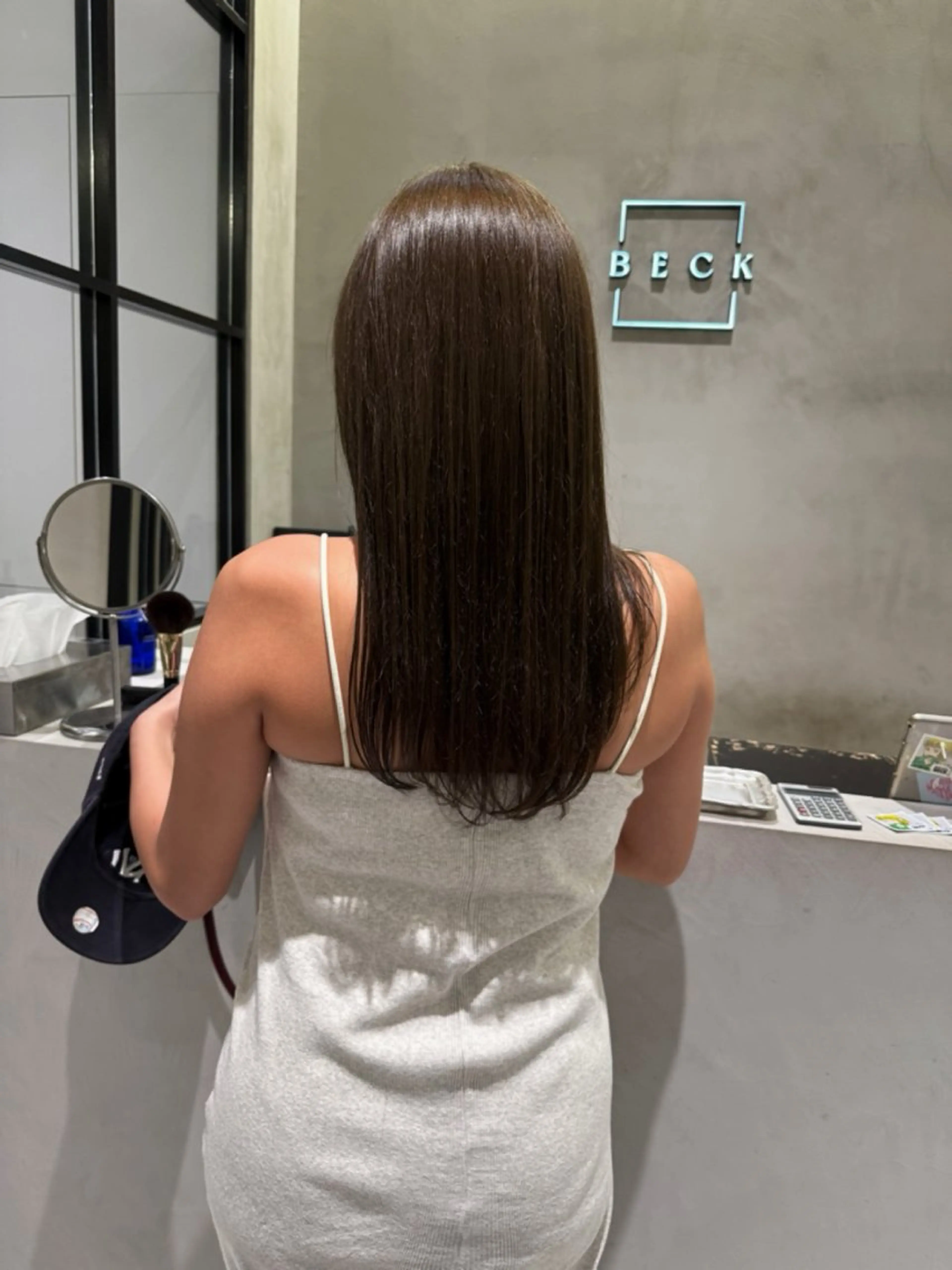 ロング カラー カット ヘアカラー トリートメント 神戸/karina /レイヤー/髪質改善のヘアスタイル