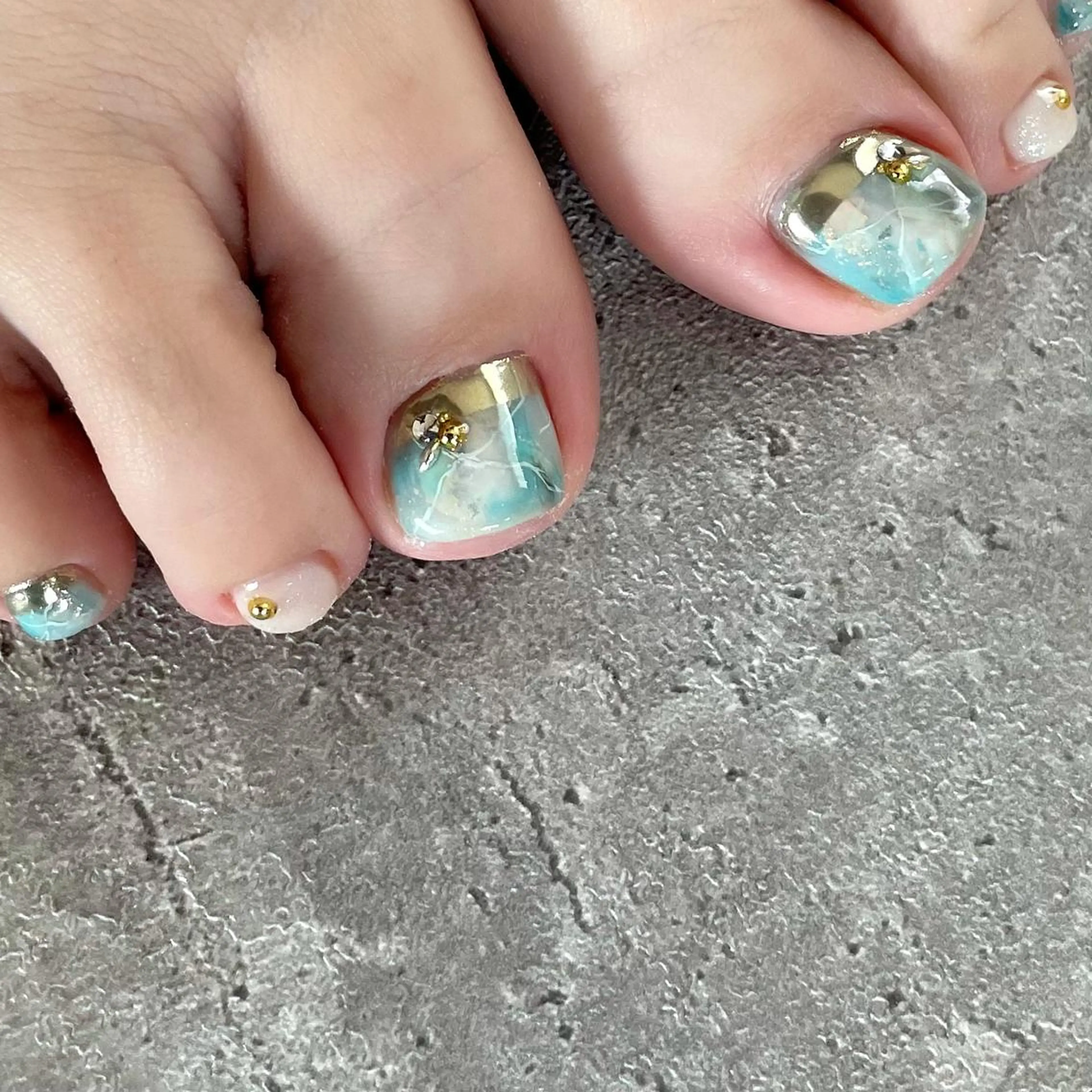 ネイル フットネイル ジェルネイル 東 千夏のネイルデザイン