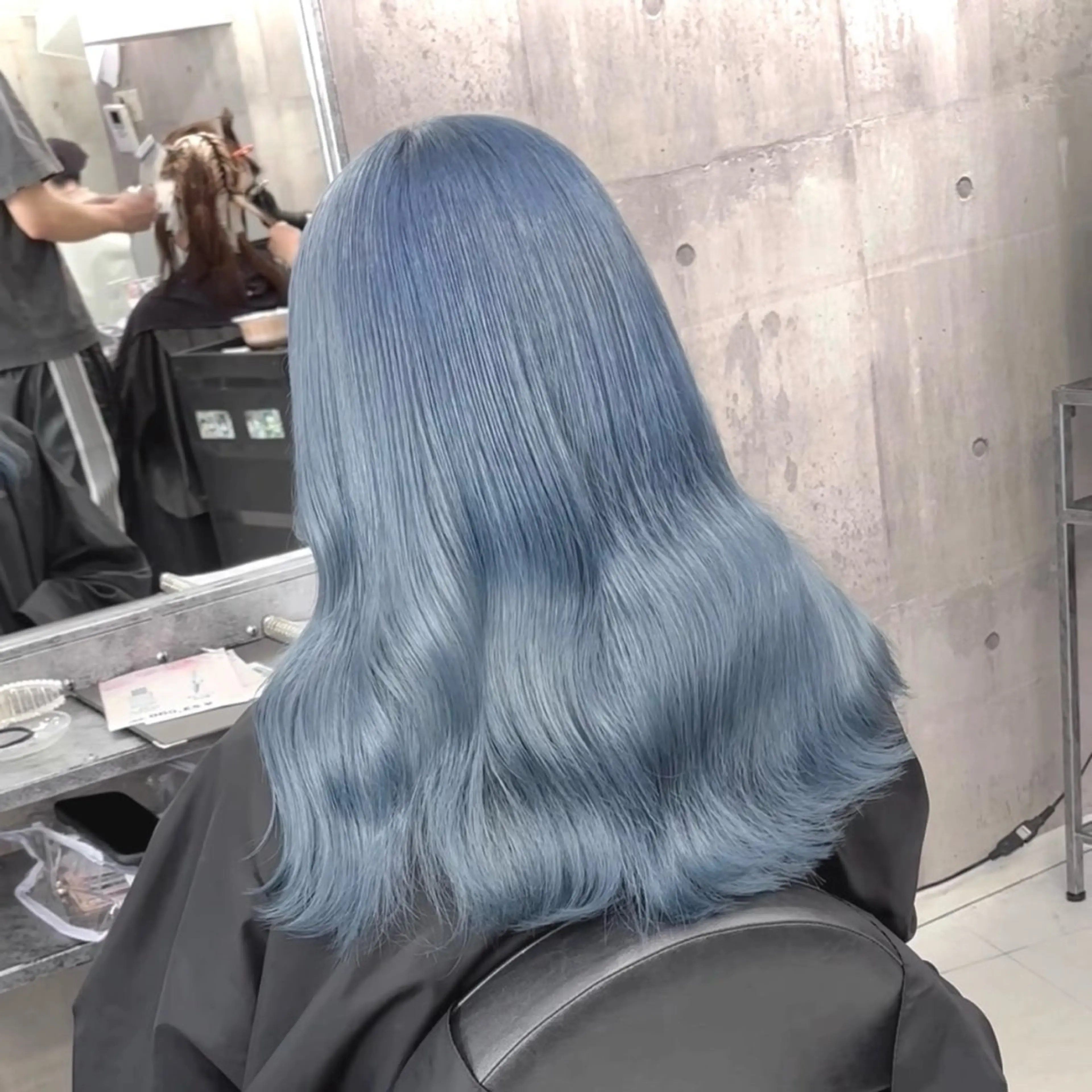 ロング ヘアカラー トリートメント 🩶 ピンクカラー/ ブロンド🩶くるみのヘアスタイル