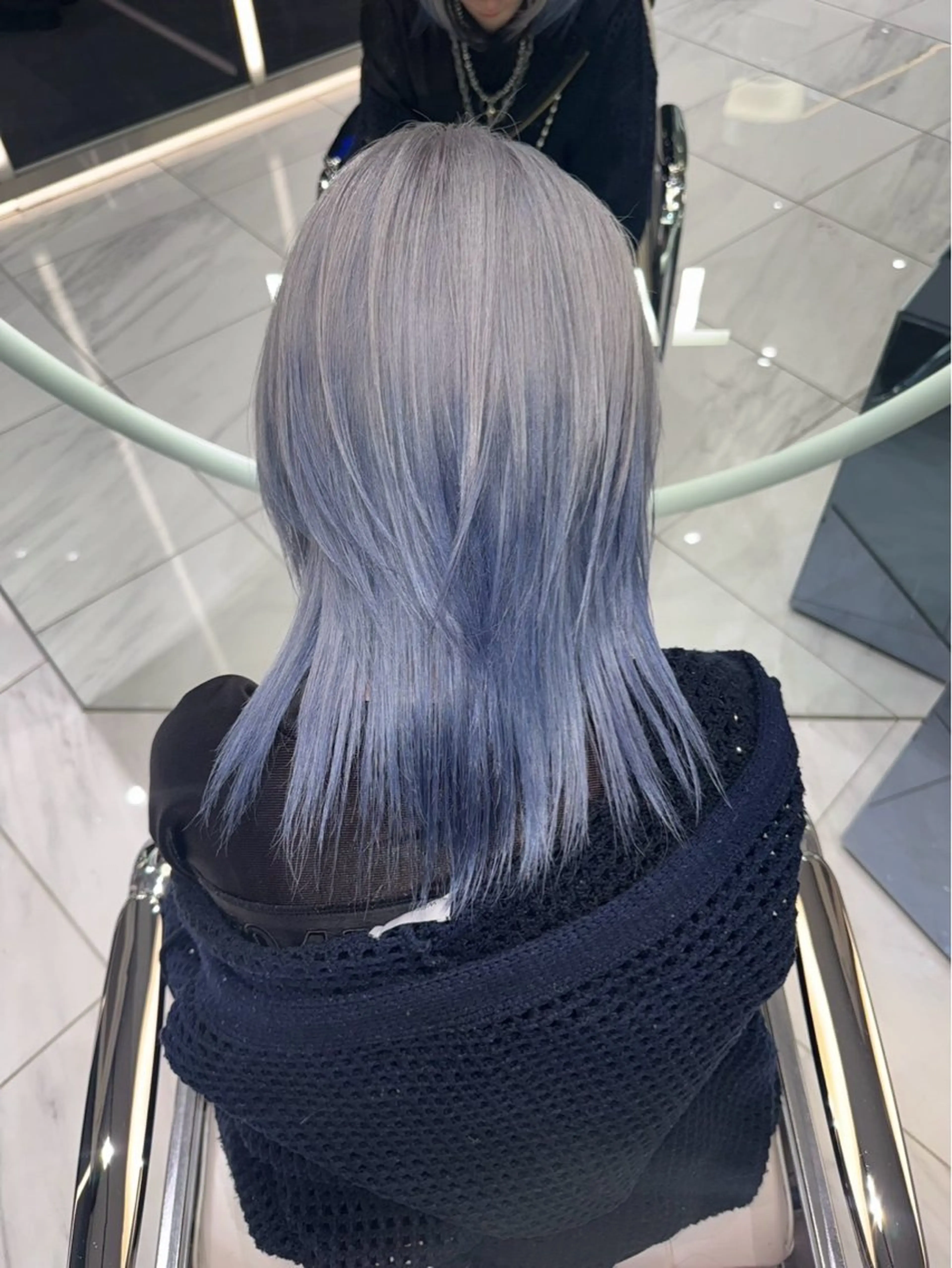 ミディアム カラー ヘアカラー がわ/ウルフカット /ブリーチカラーのヘアスタイル