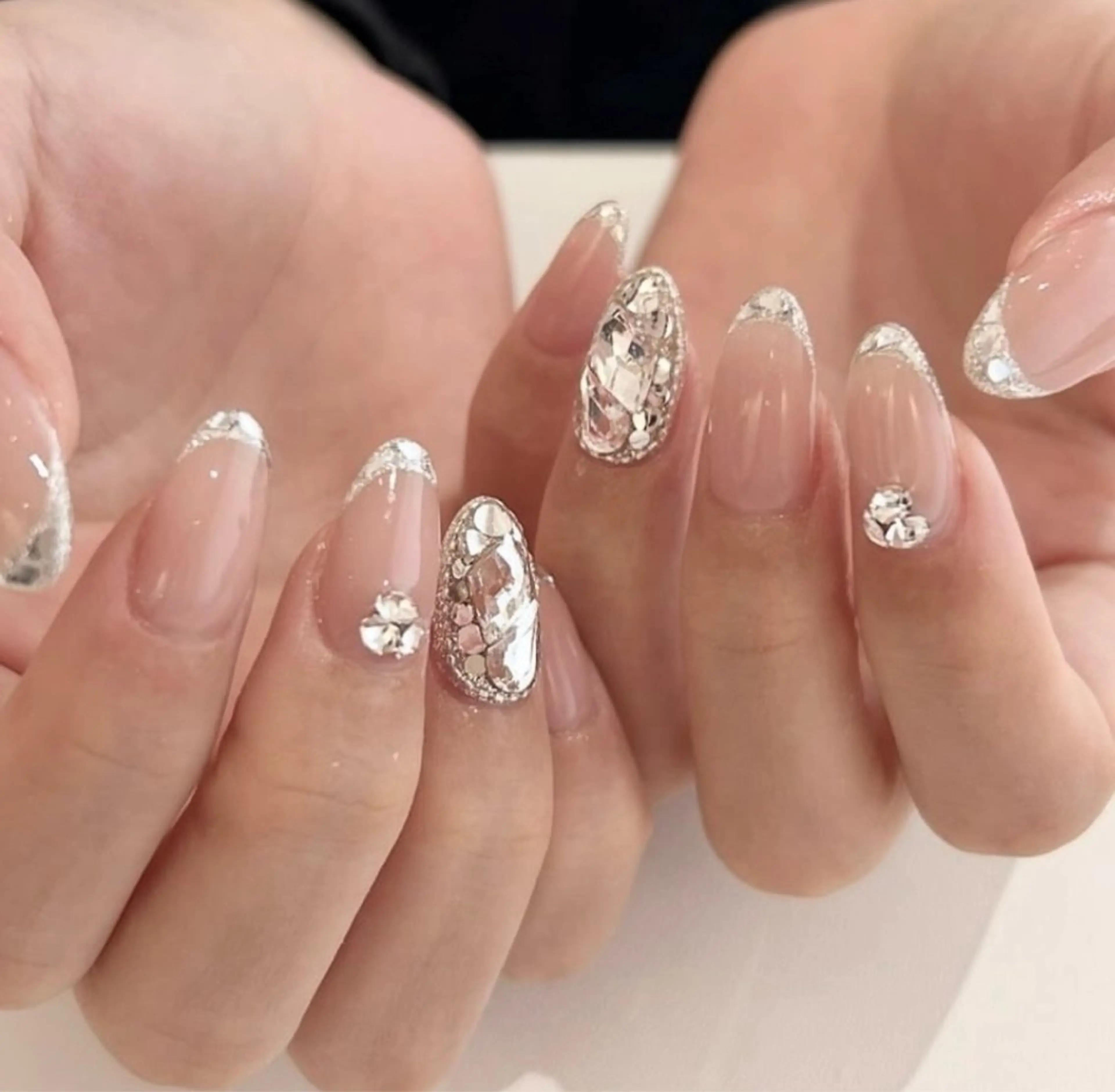 ネイル アニマル柄 オーロラネイル チークネイル フラッシュネイル ジェルネイル Lina nail所属・Luna 池袋のネイルデザイン